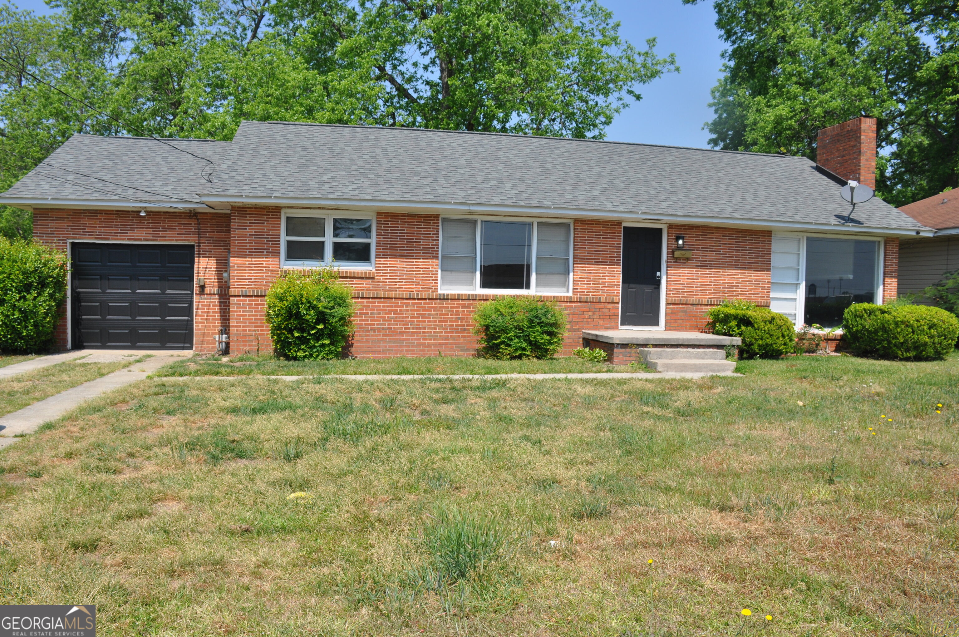 1760 State University Drive Property Photo 1