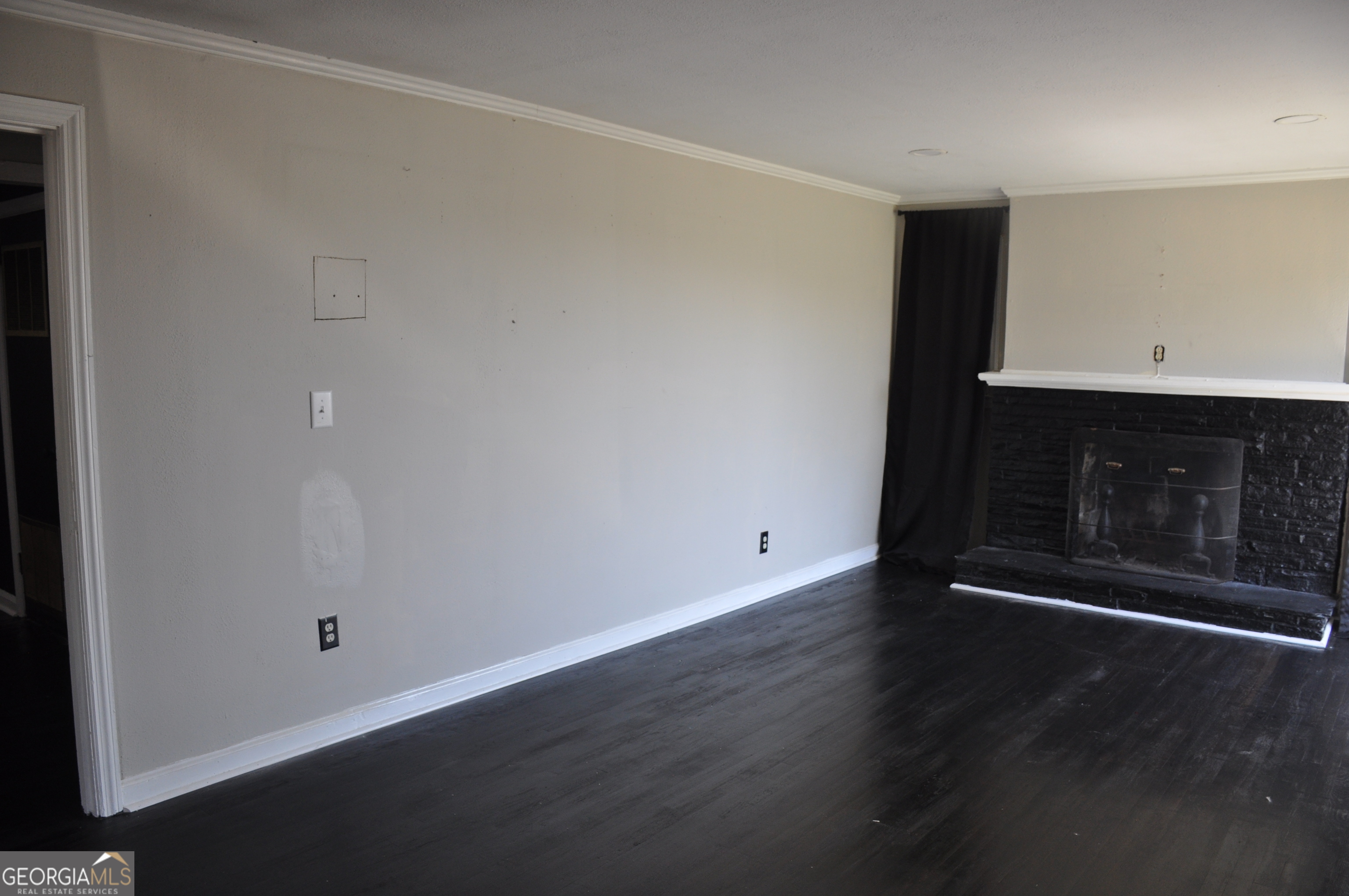 1760 State University Drive Property Photo 4