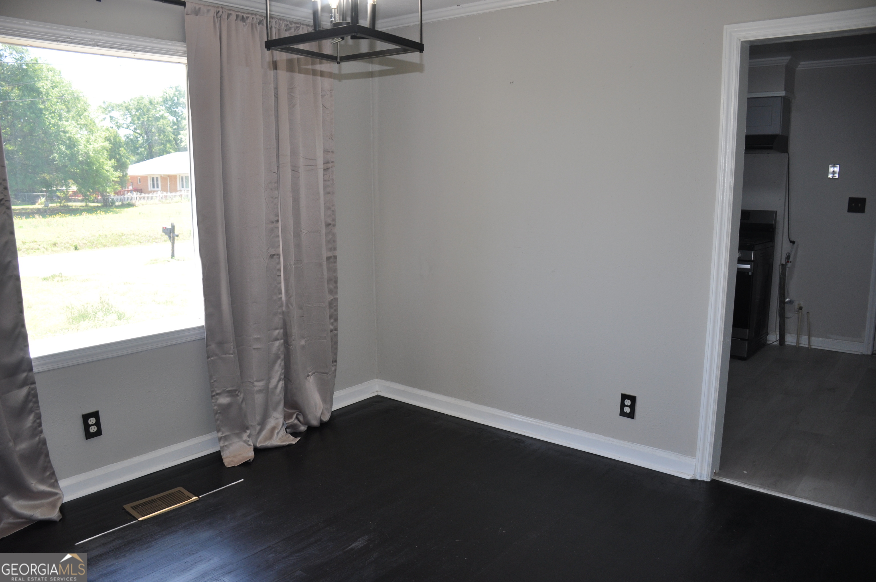 1760 State University Drive Property Photo 6