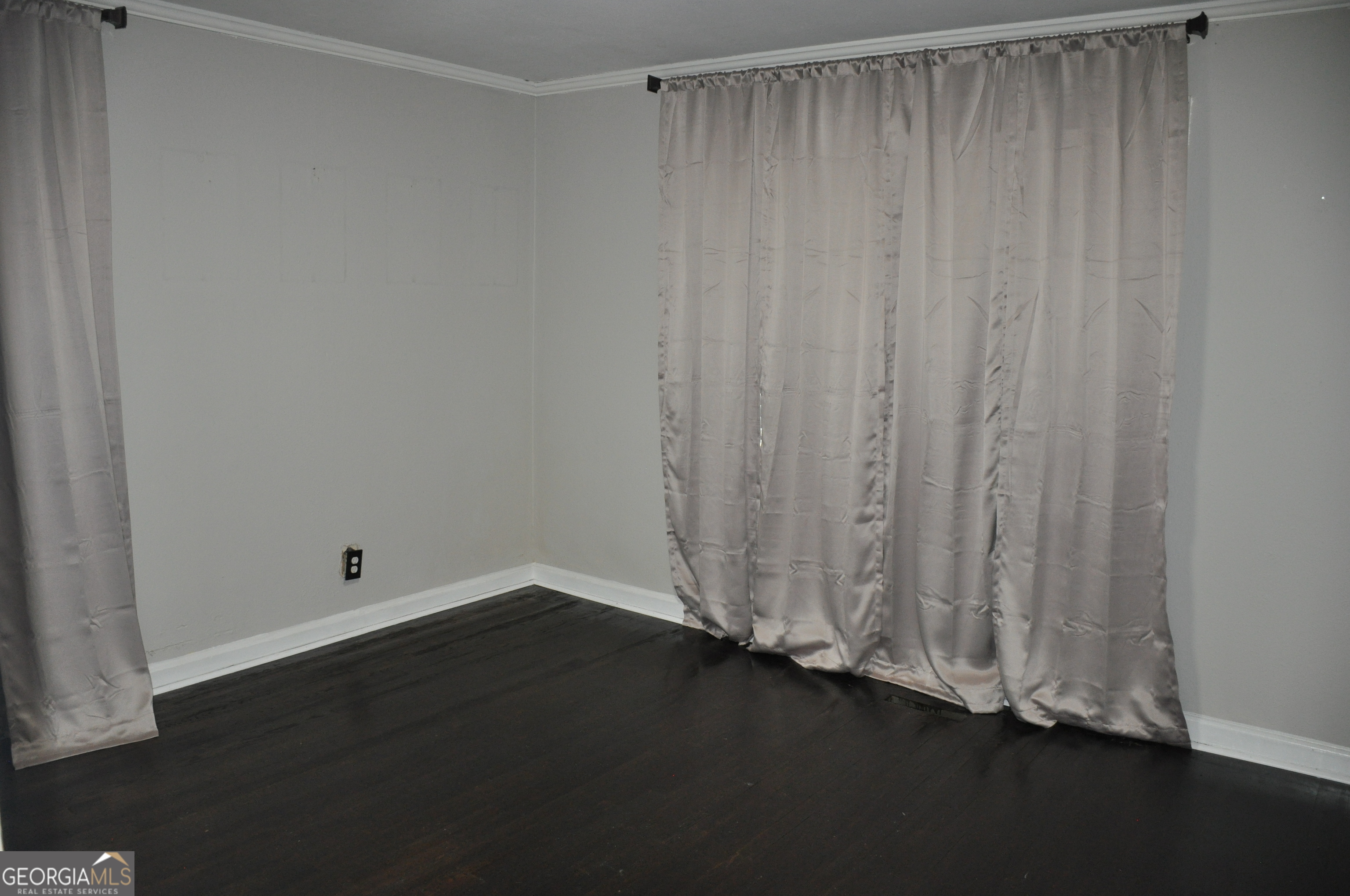 1760 State University Drive Property Photo 8