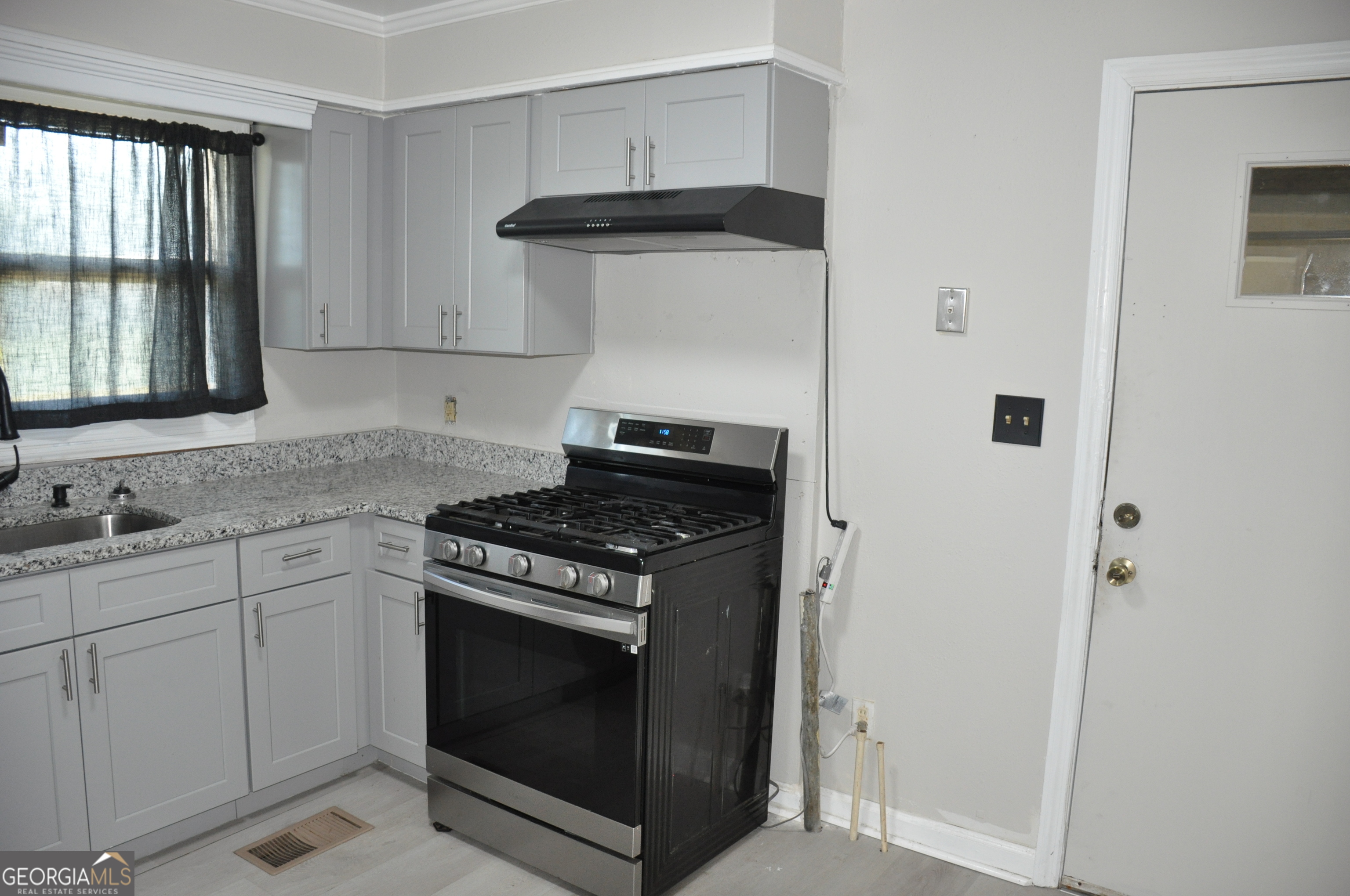 1760 State University Drive Property Photo 15