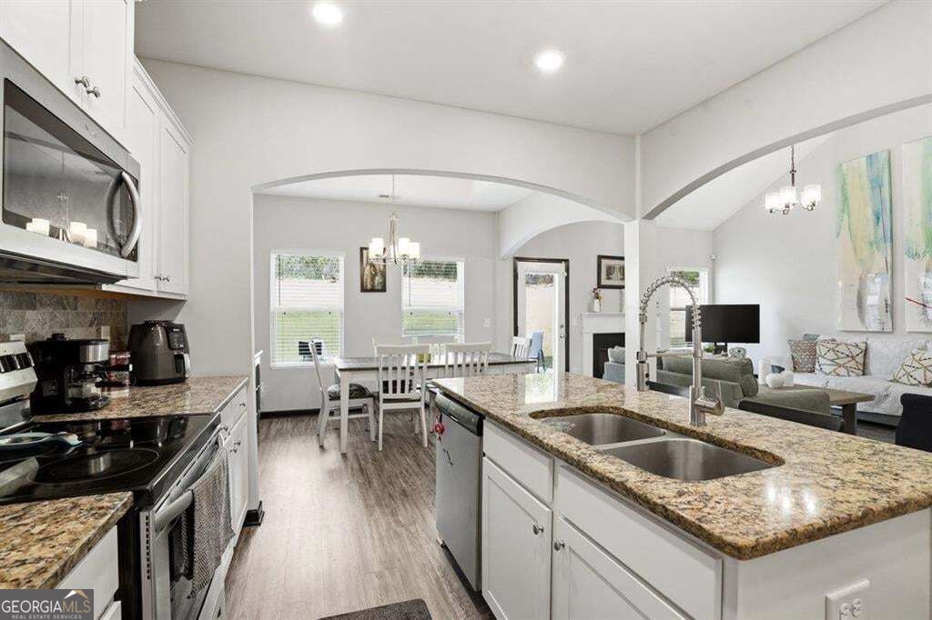 2556 Grayton Loop Property Photo 15