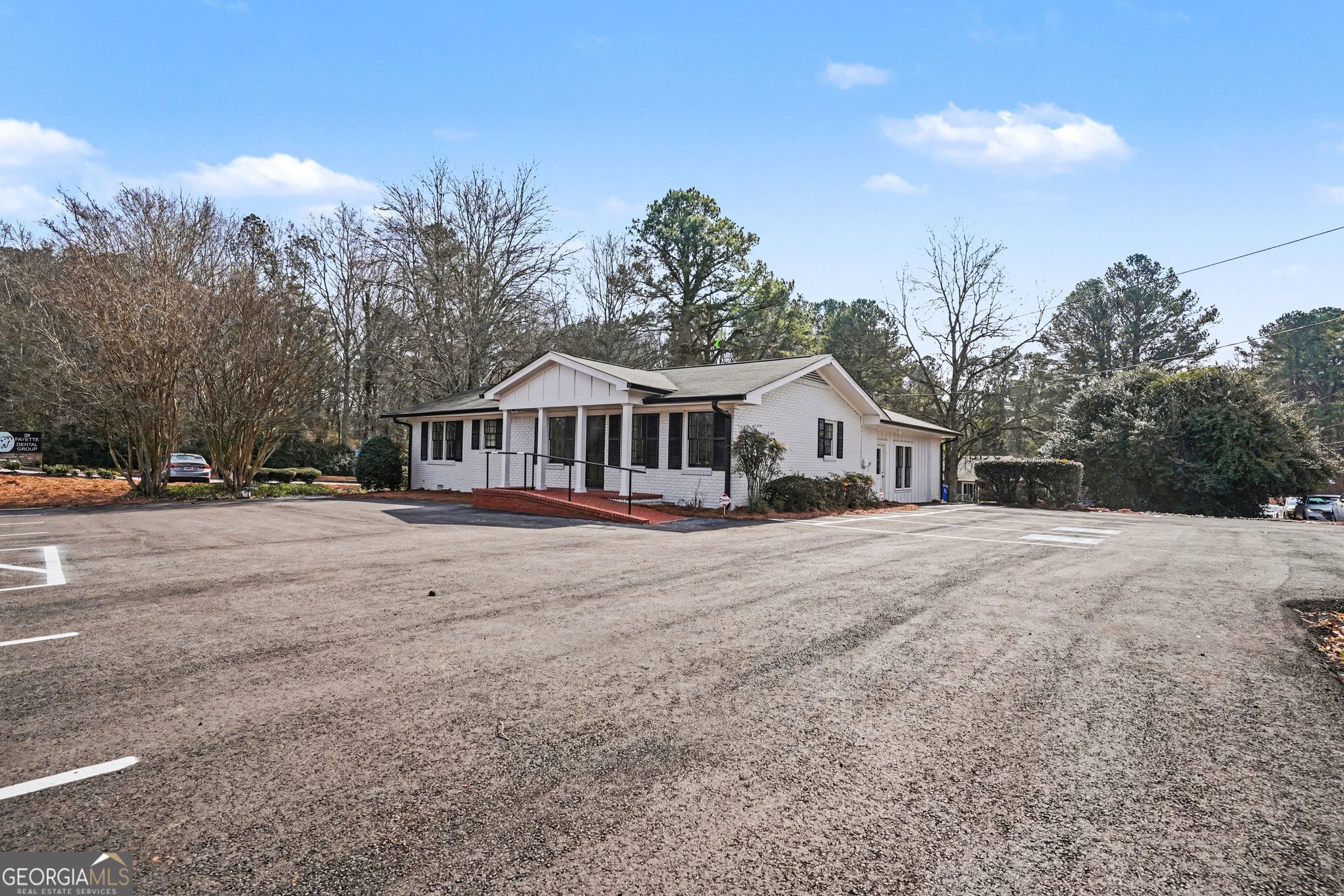 730 W Lanier Property Photo 2