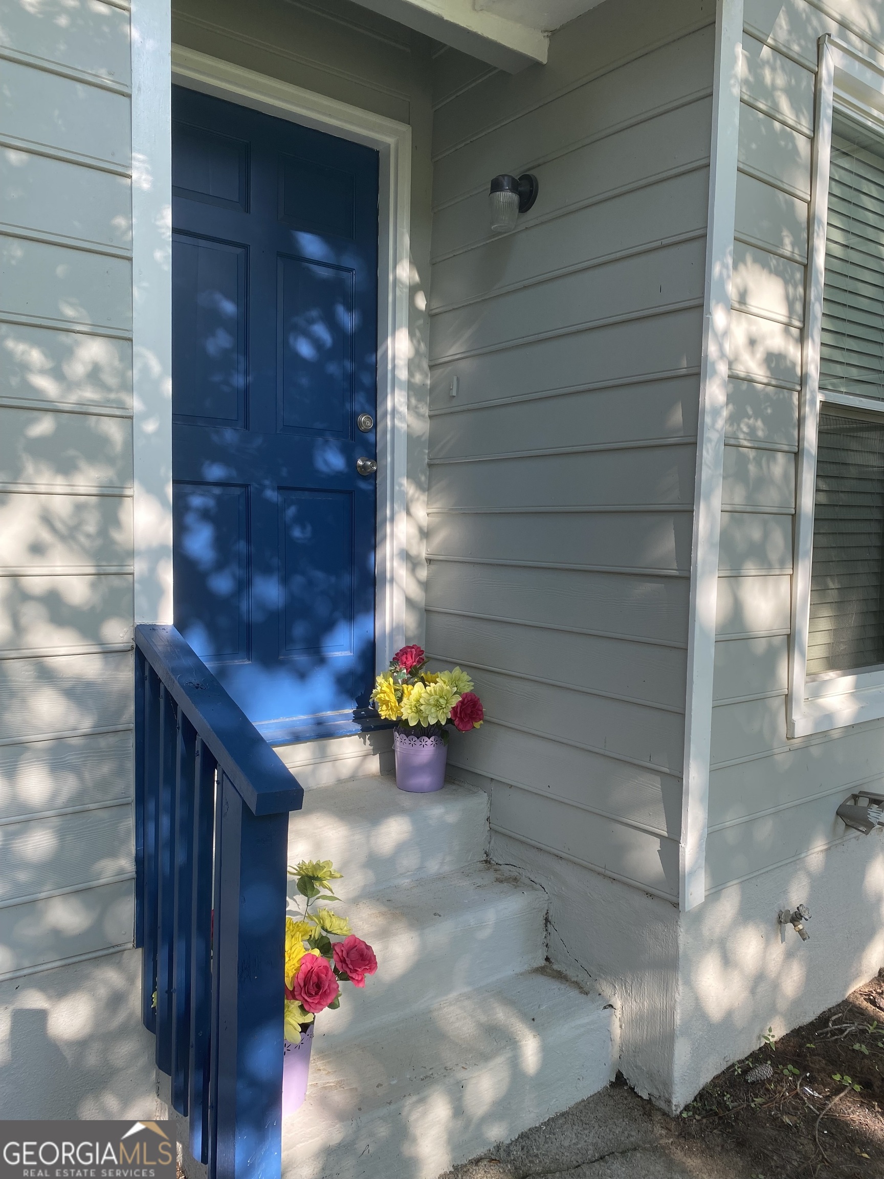 260 Edgewater Drive Property Photo 4