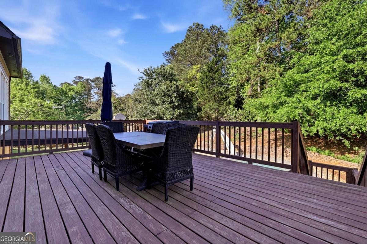 1015 Windhaven Drive Property Photo 34