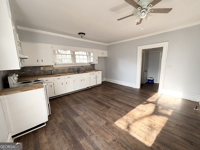 114 G Loop Property Photo 6
