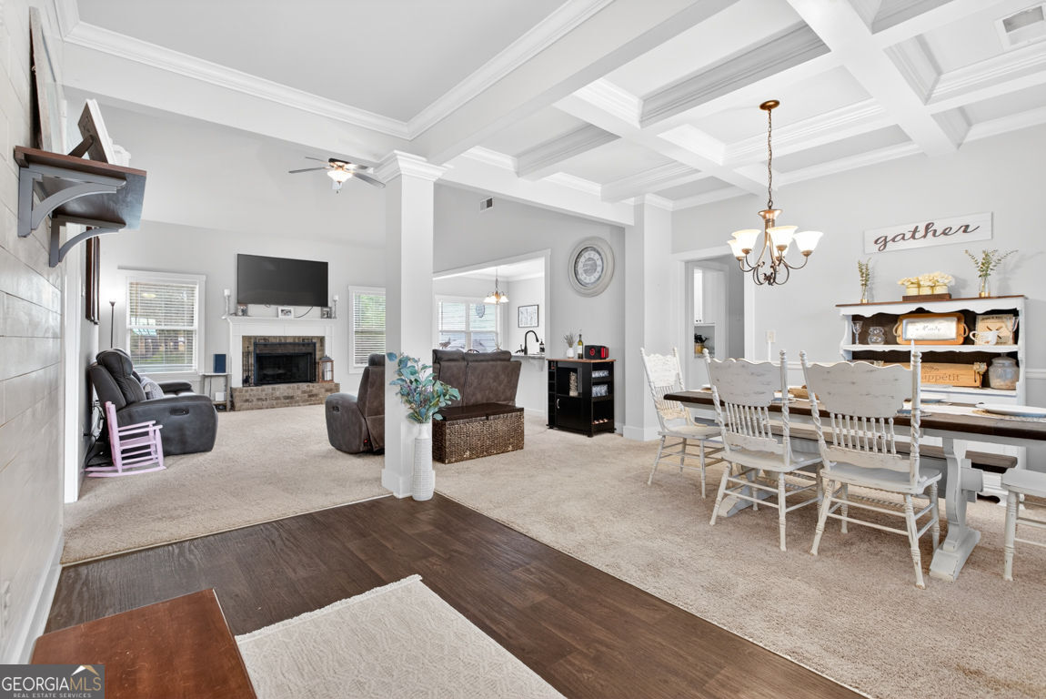 448 Rabbit Run Property Photo 4