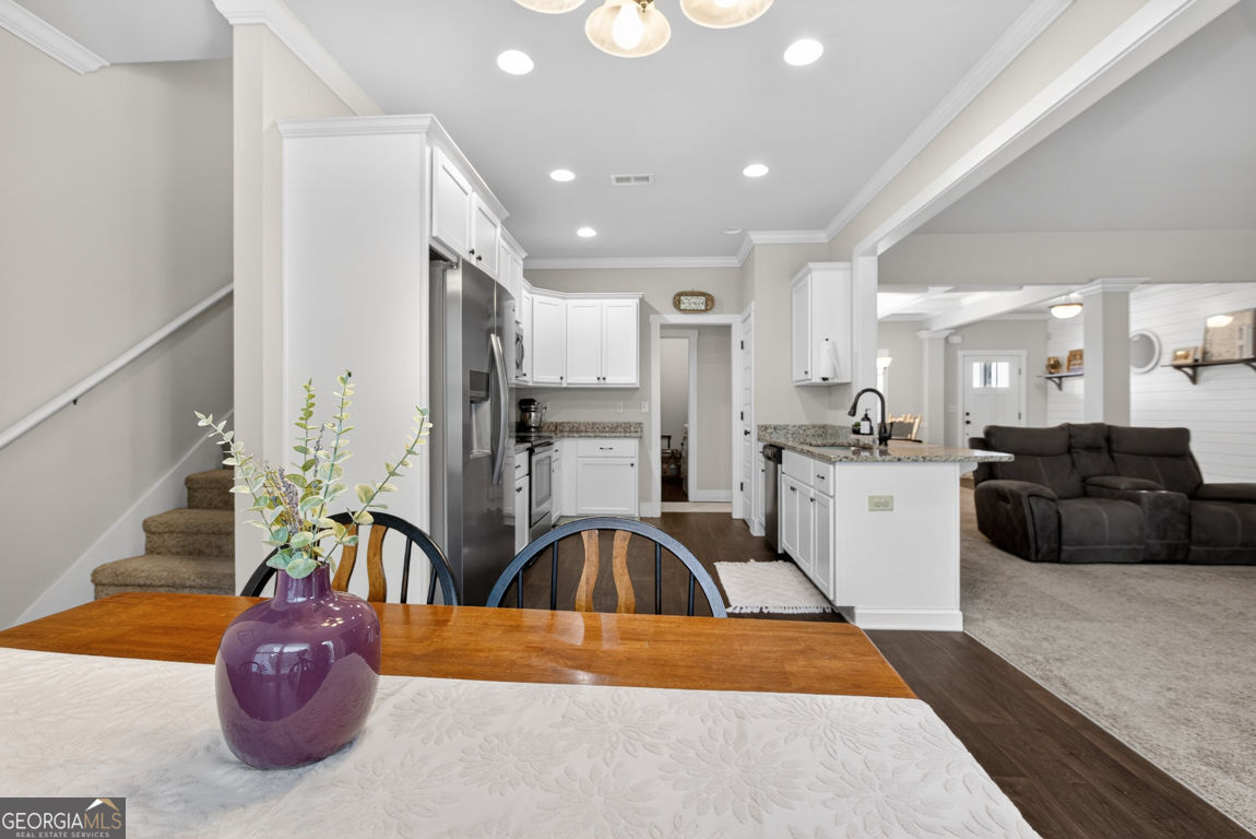 448 Rabbit Run Property Photo 9