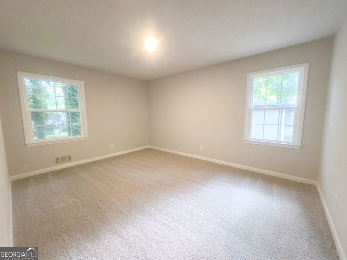 5382 Rockbridge Road Property Photo 13