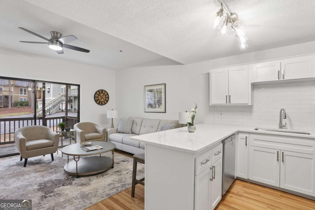 3042 Steeplechase Property Photo 11