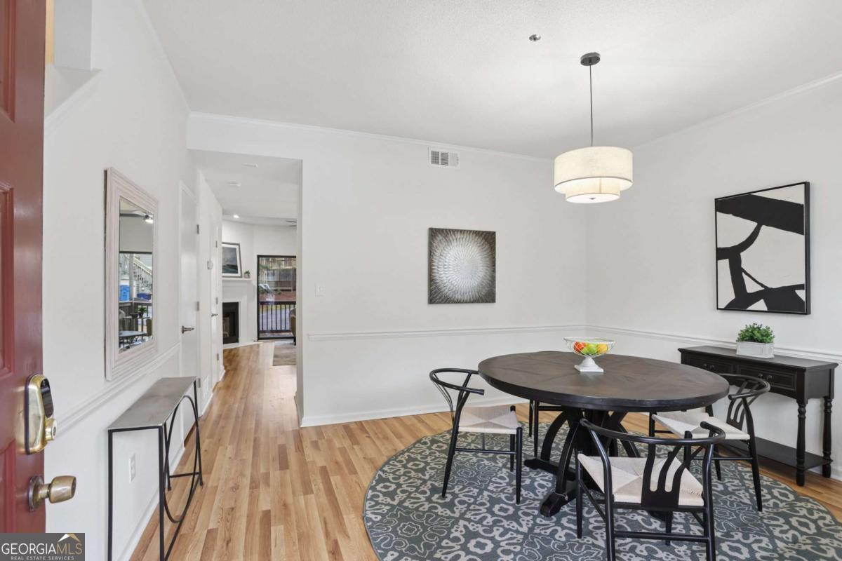 3042 Steeplechase Property Photo 17