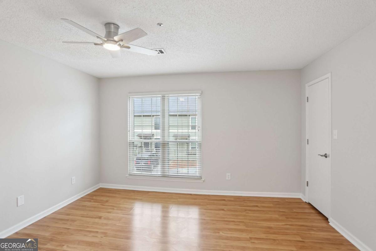 3042 Steeplechase Property Photo 26