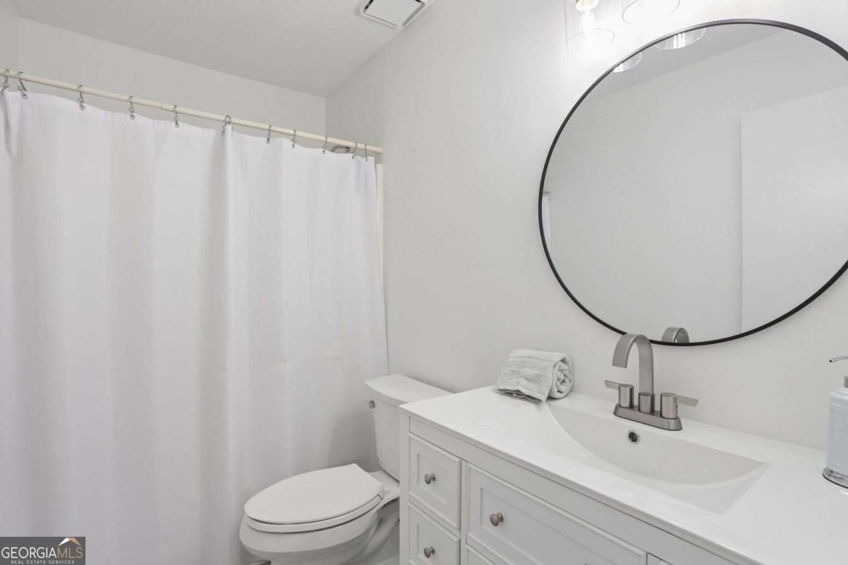 3042 Steeplechase Property Photo 27
