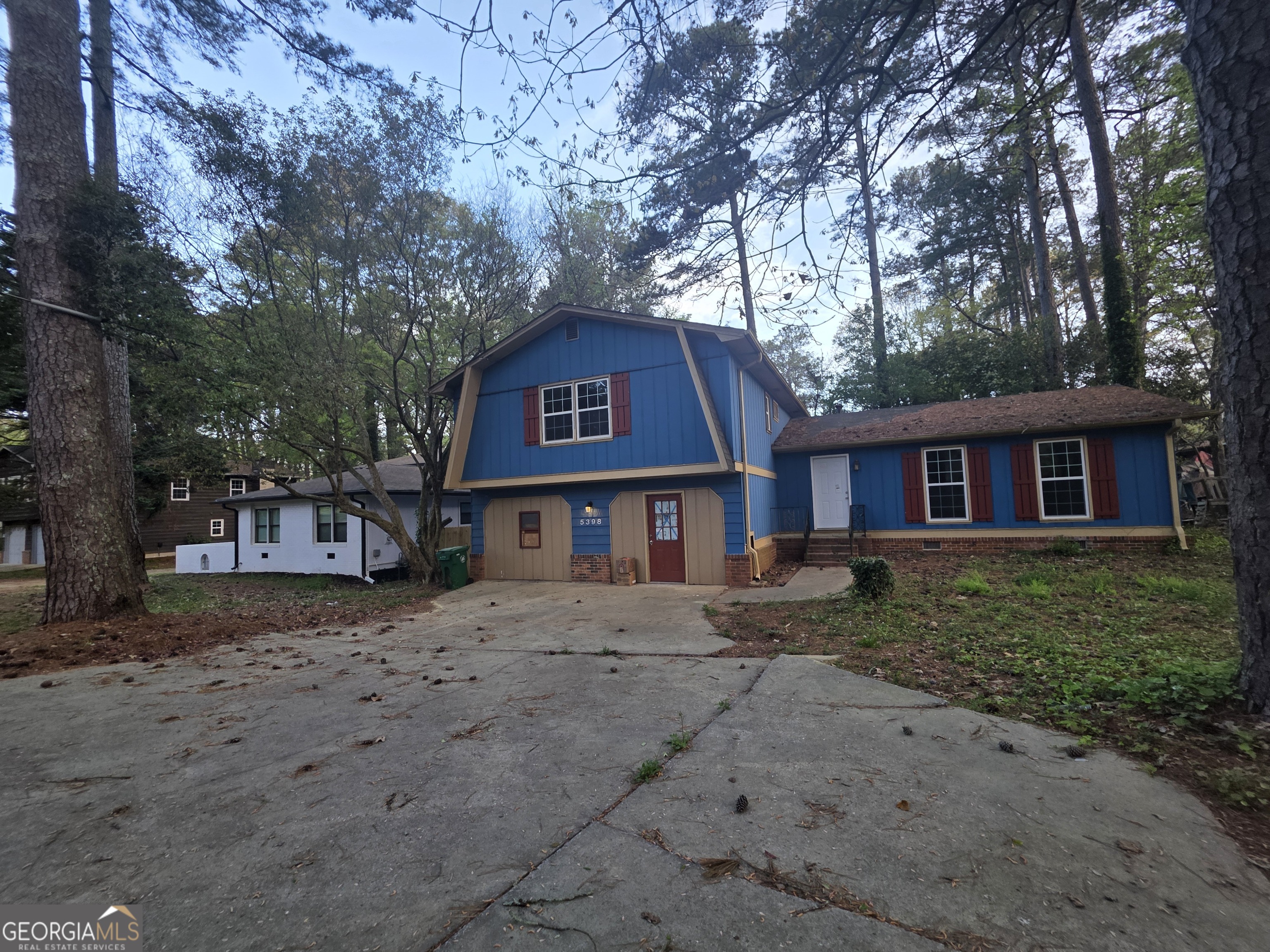 5398 Rockbridge Road Property Photo 1