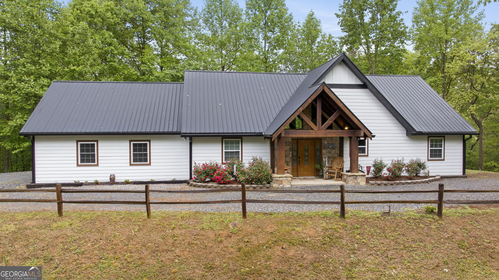 137 Thornwood Lane Property Photo 1