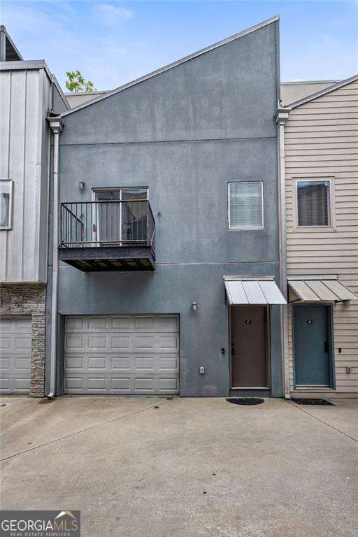 110 MORELAND Avenue SE # F Property Photo 1