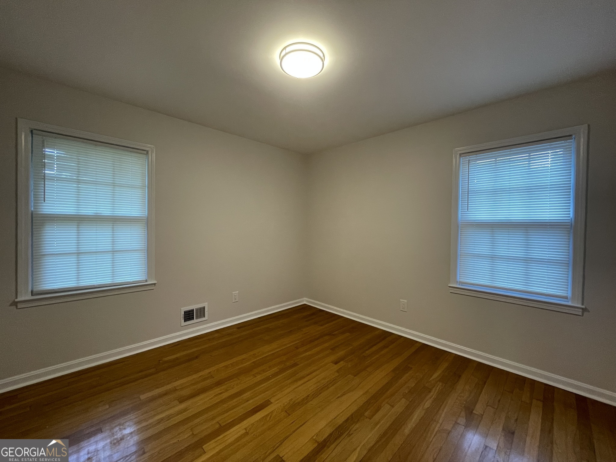 2297 Hylaea Road Property Photo 9
