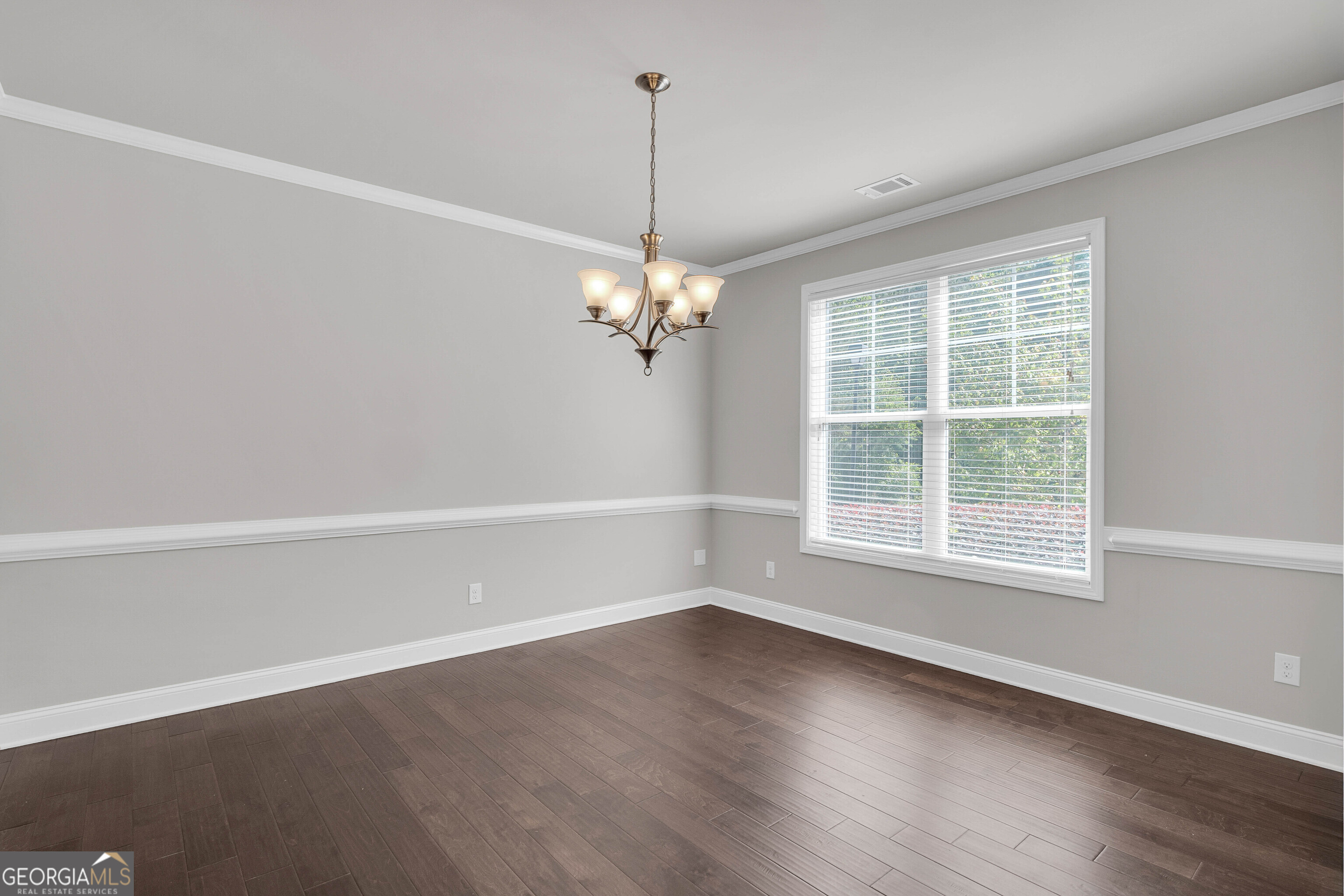 1212 Ida Woods Lane Property Photo 4