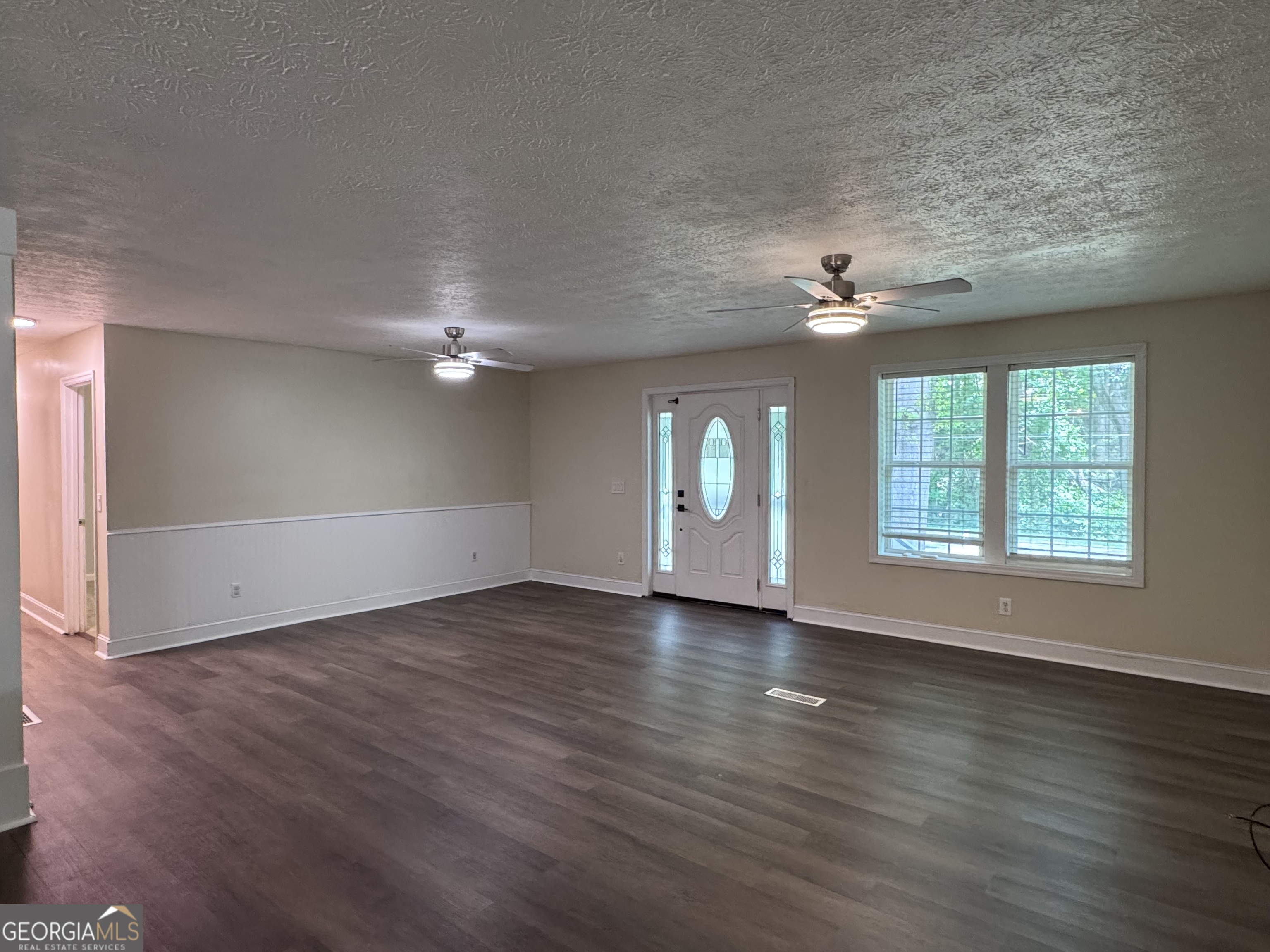 155 Dilmus Court Property Photo 2