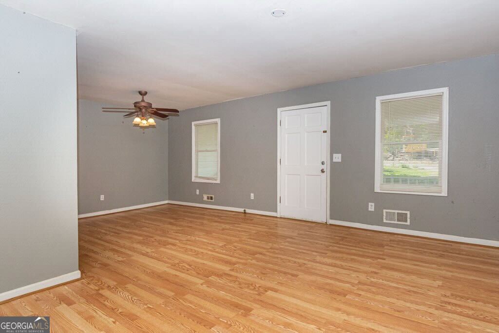 514 Grady Street Property Photo 9