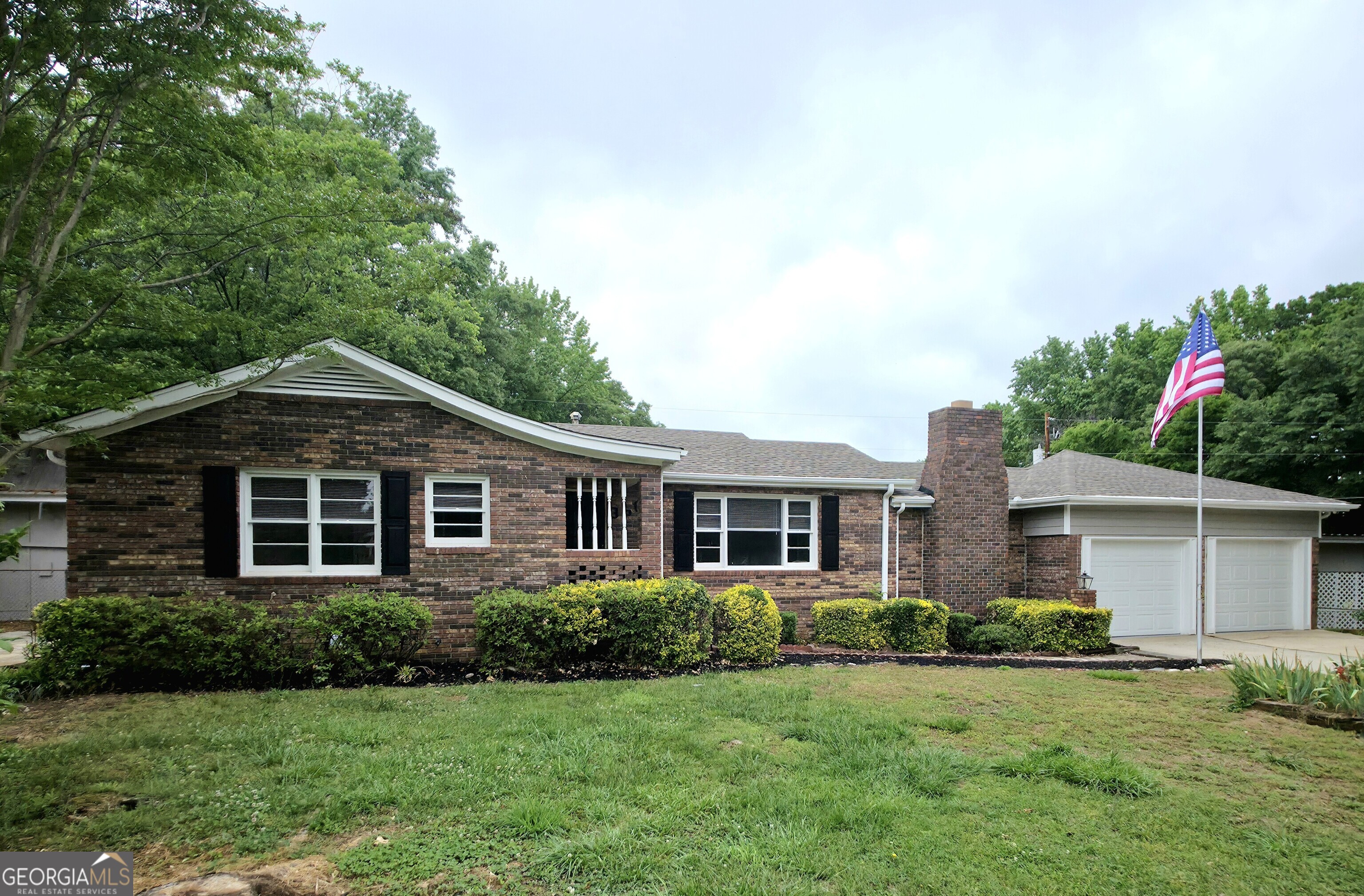 360 Pinkney Street Property Photo 1