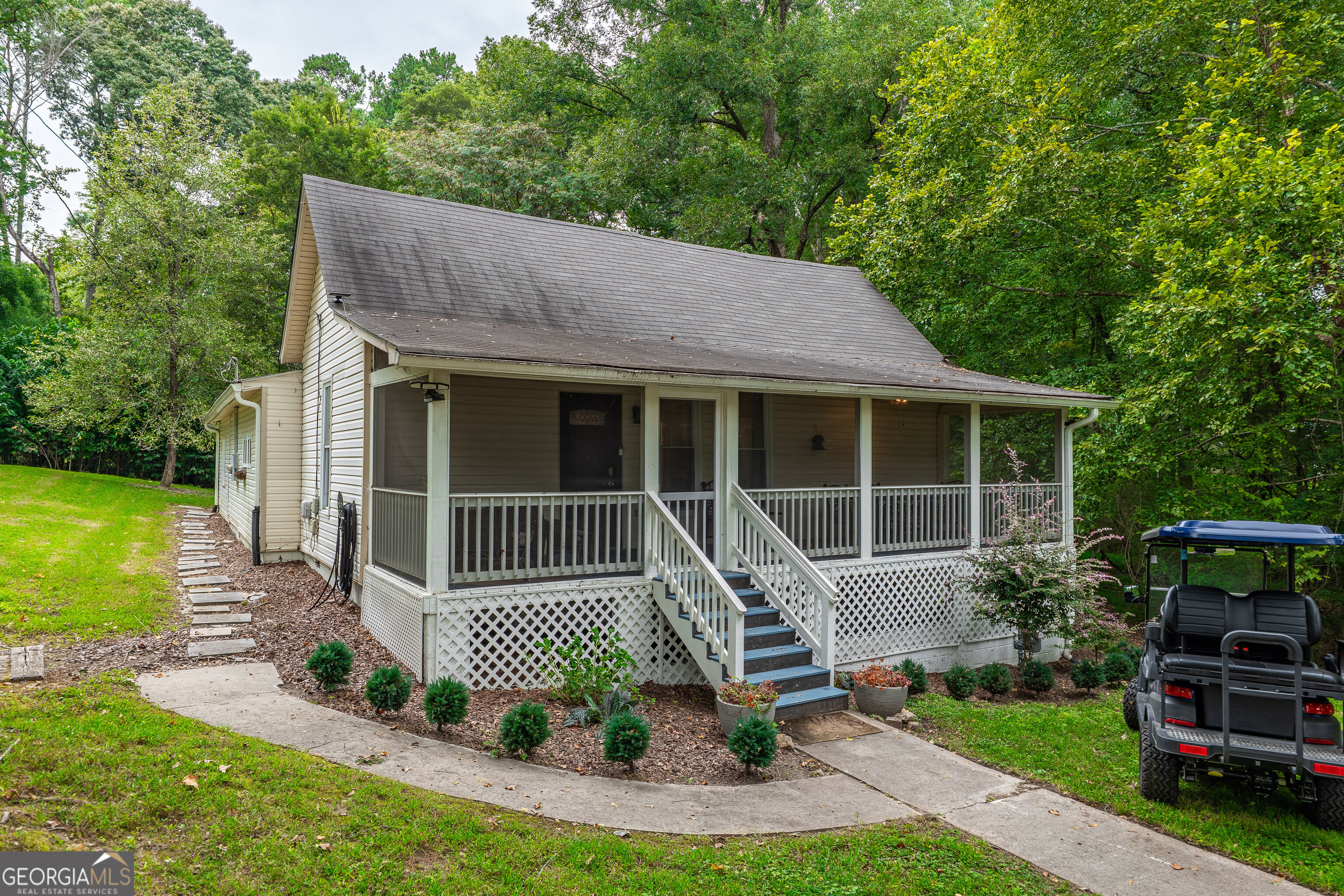 4481 Mclain Circle Property Photo 2