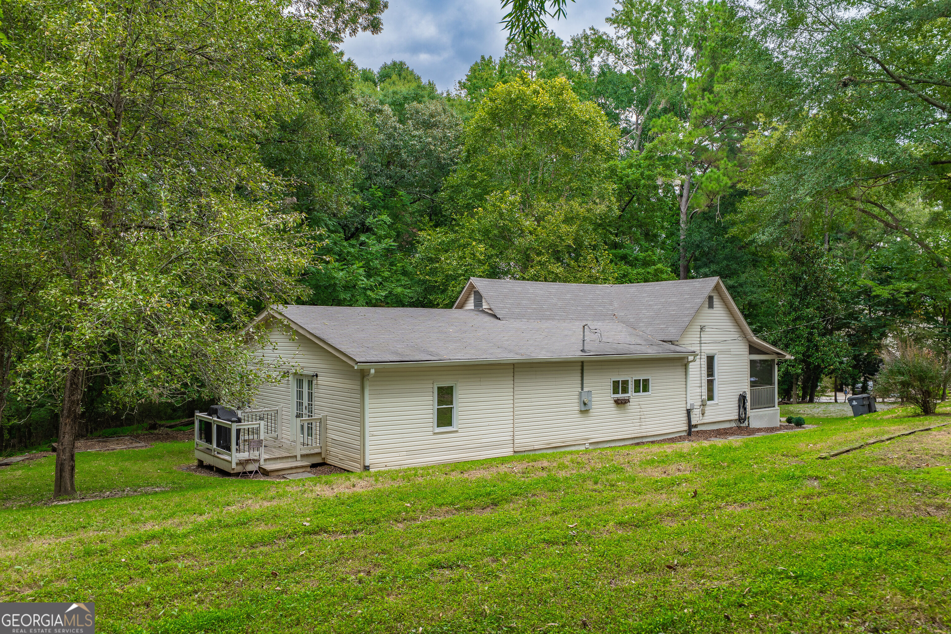4481 Mclain Circle Property Photo 9