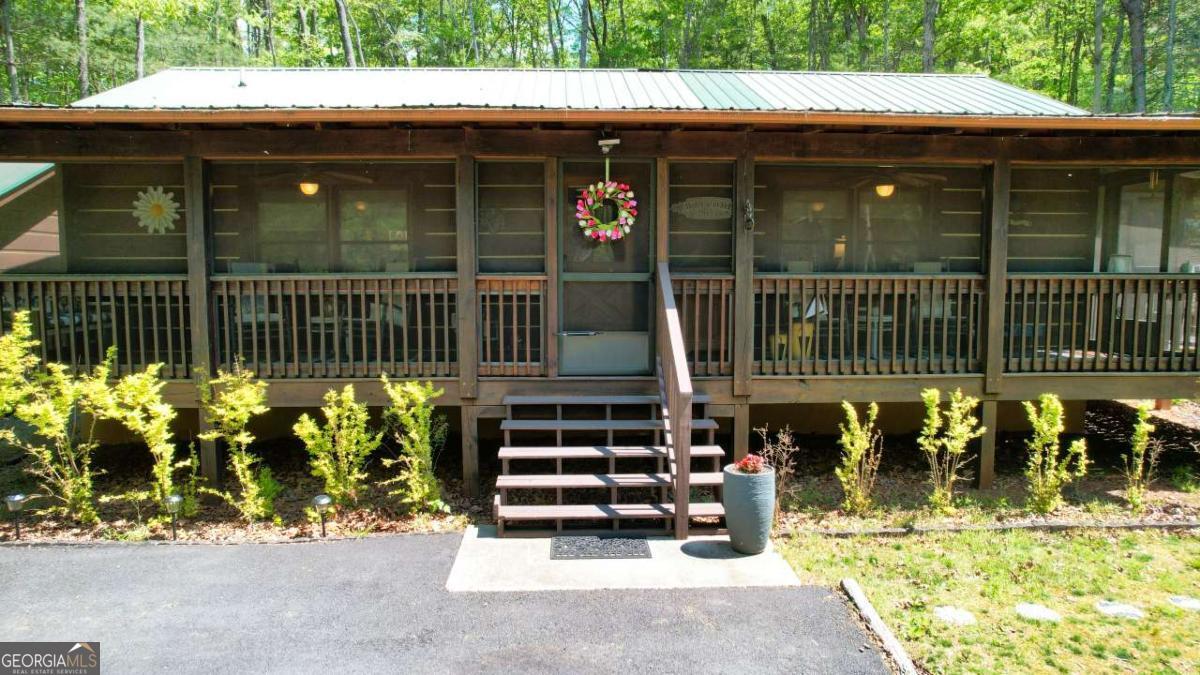 210 Shade Tree Lane Property Photo 1