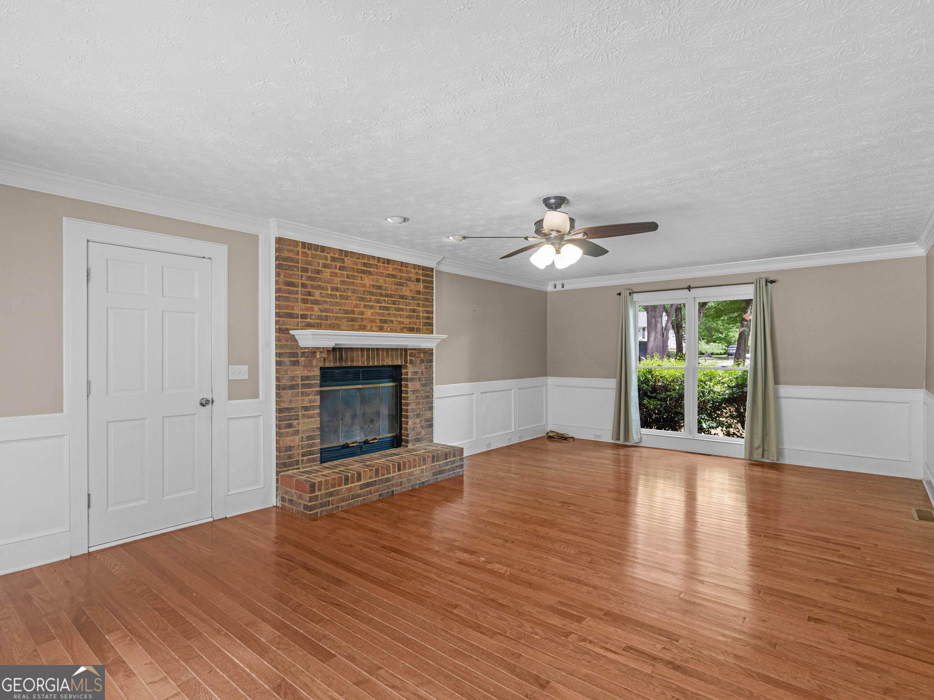 8601 N Shore Drive Property Photo 8