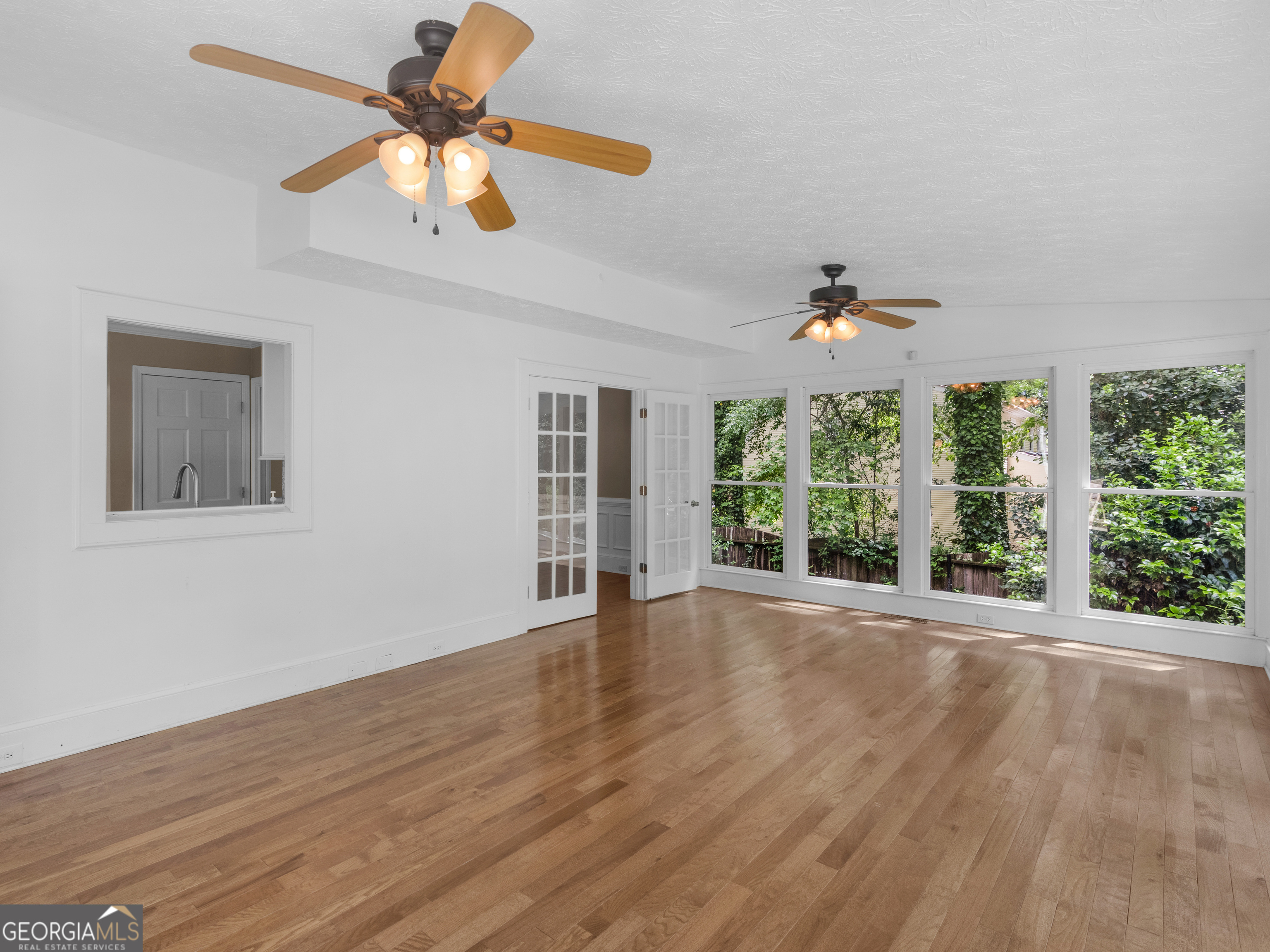 8601 N Shore Drive Property Photo 22