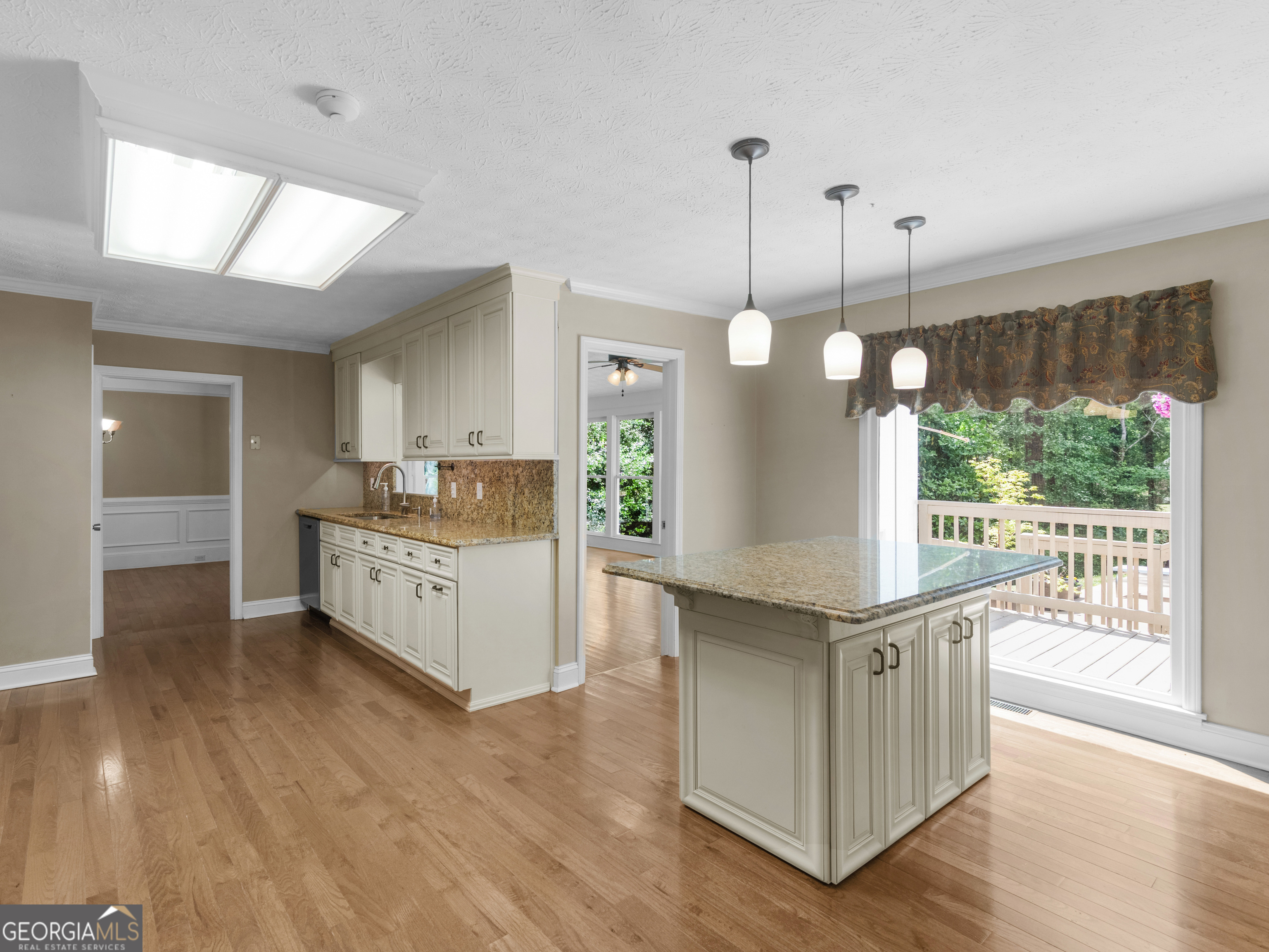 8601 N Shore Drive Property Photo 27