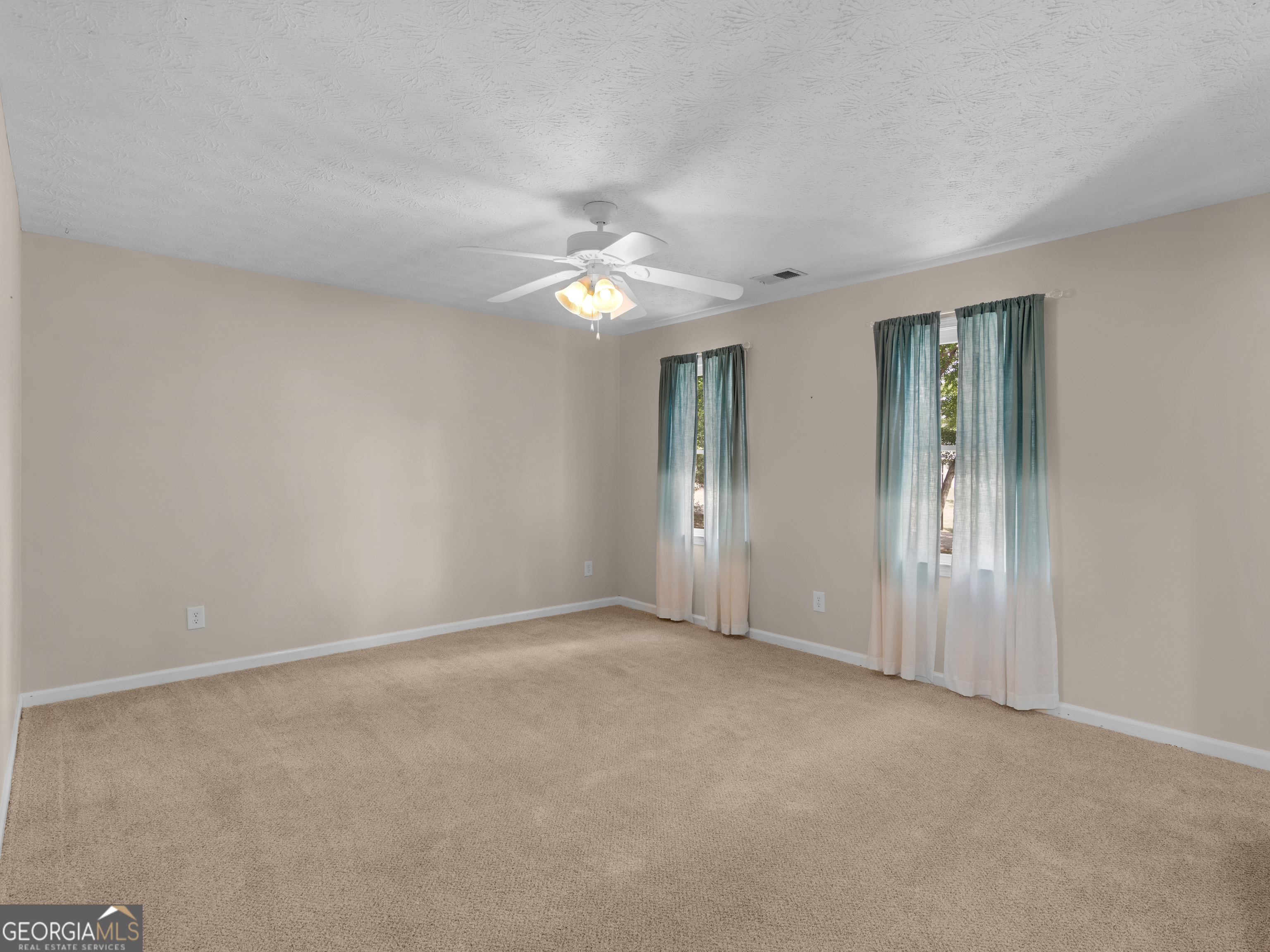 8601 N Shore Drive Property Photo 41