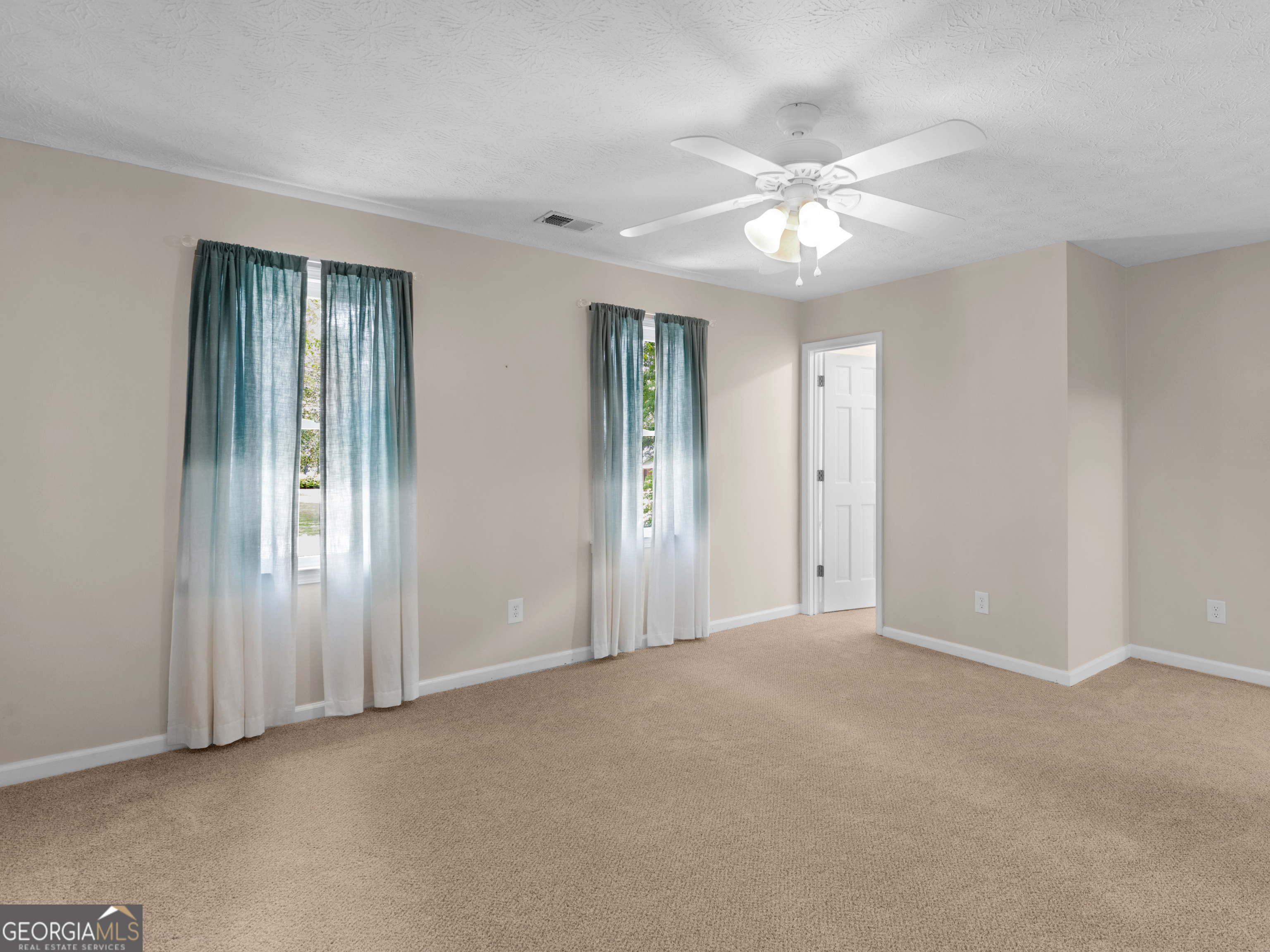 8601 N Shore Drive Property Photo 43