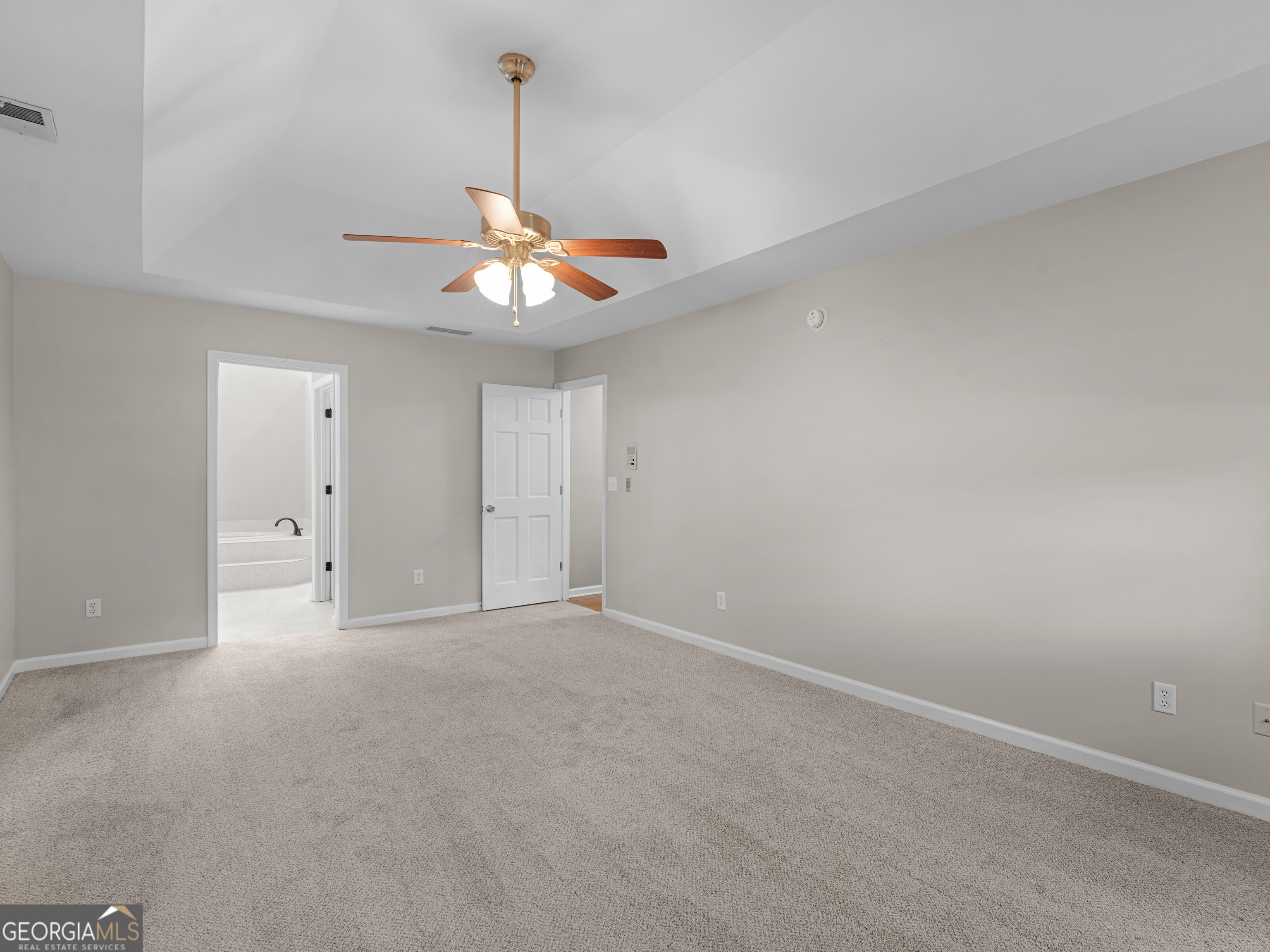 8601 N Shore Drive Property Photo 52