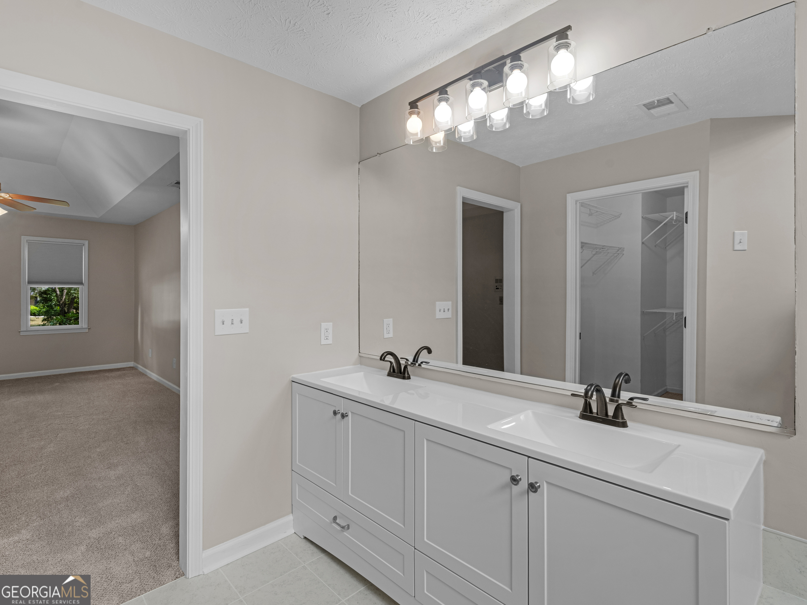 8601 N Shore Drive Property Photo 56