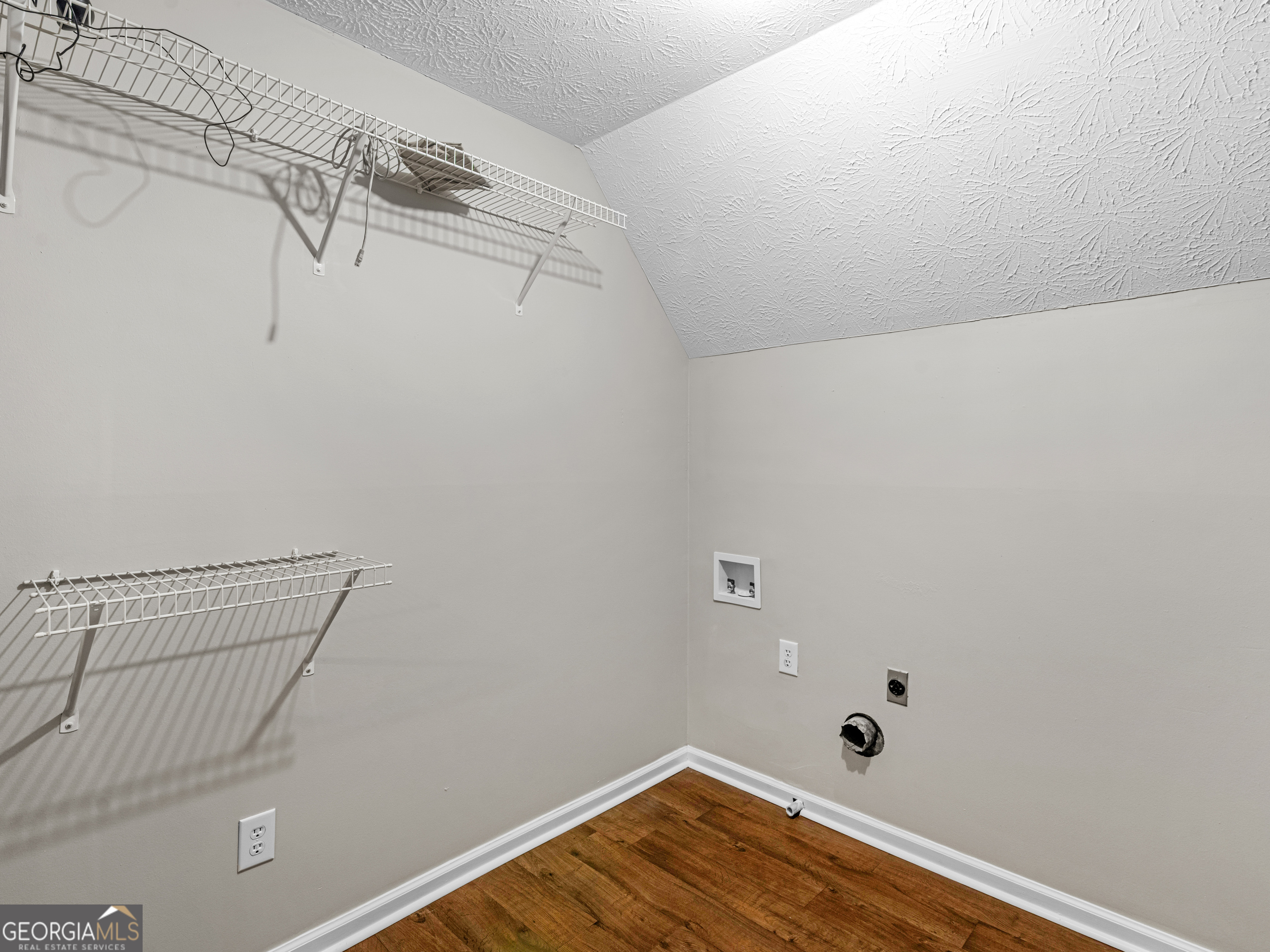 8601 N Shore Drive Property Photo 58