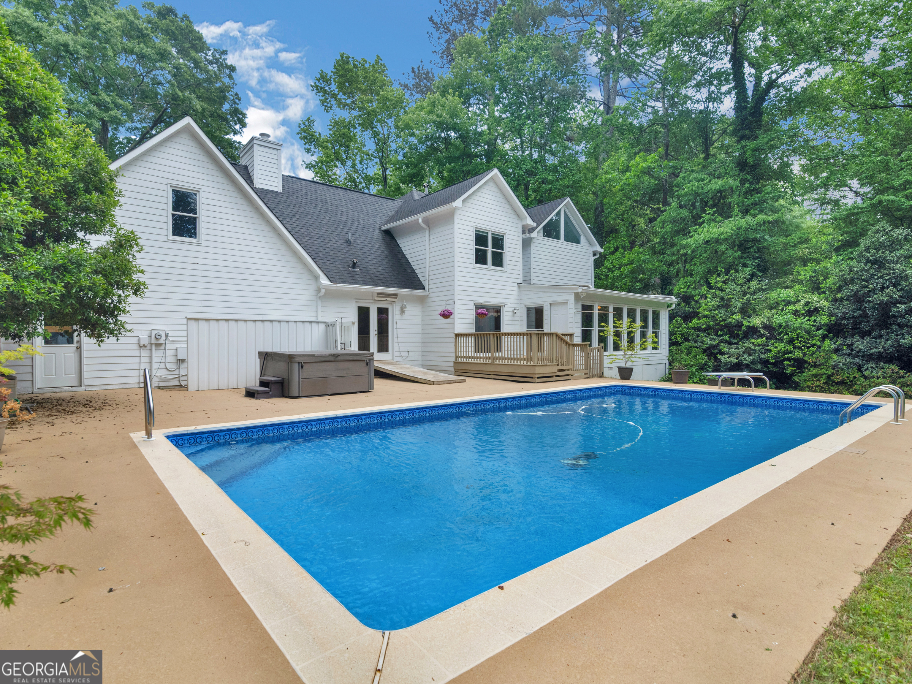 8601 N Shore Drive Property Photo 68