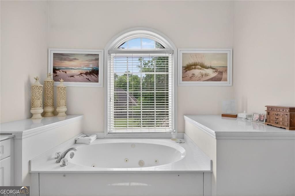 1011 Chestnut Creek Drive Property Photo 26