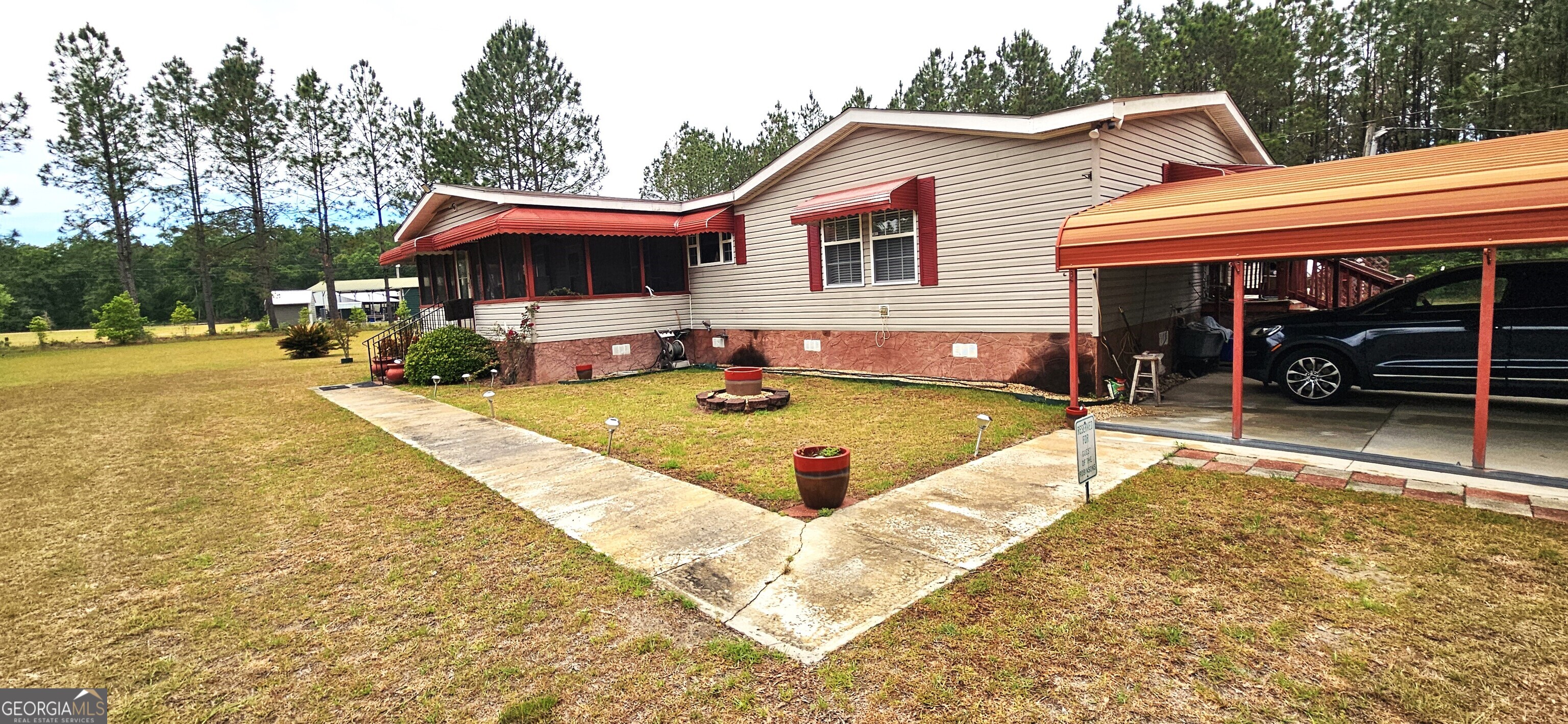 12545 Highway 24 Property Photo 5