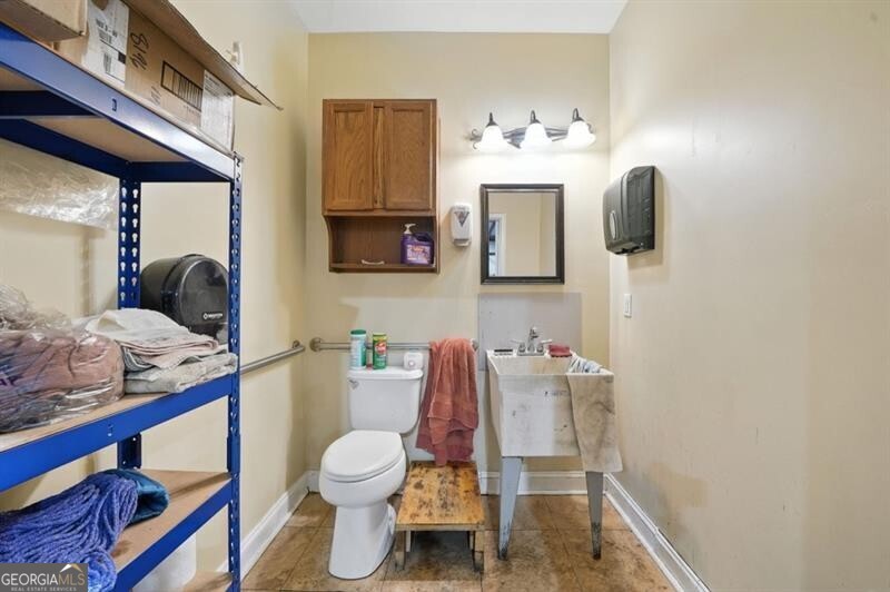 29 Southern Court Property Photo 17