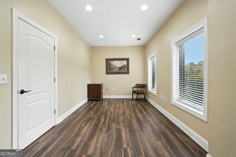29 Southern Court Property Photo 18