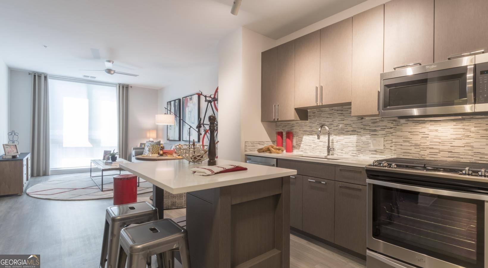 95 8th Street Nw # 1003 Property Photo 2