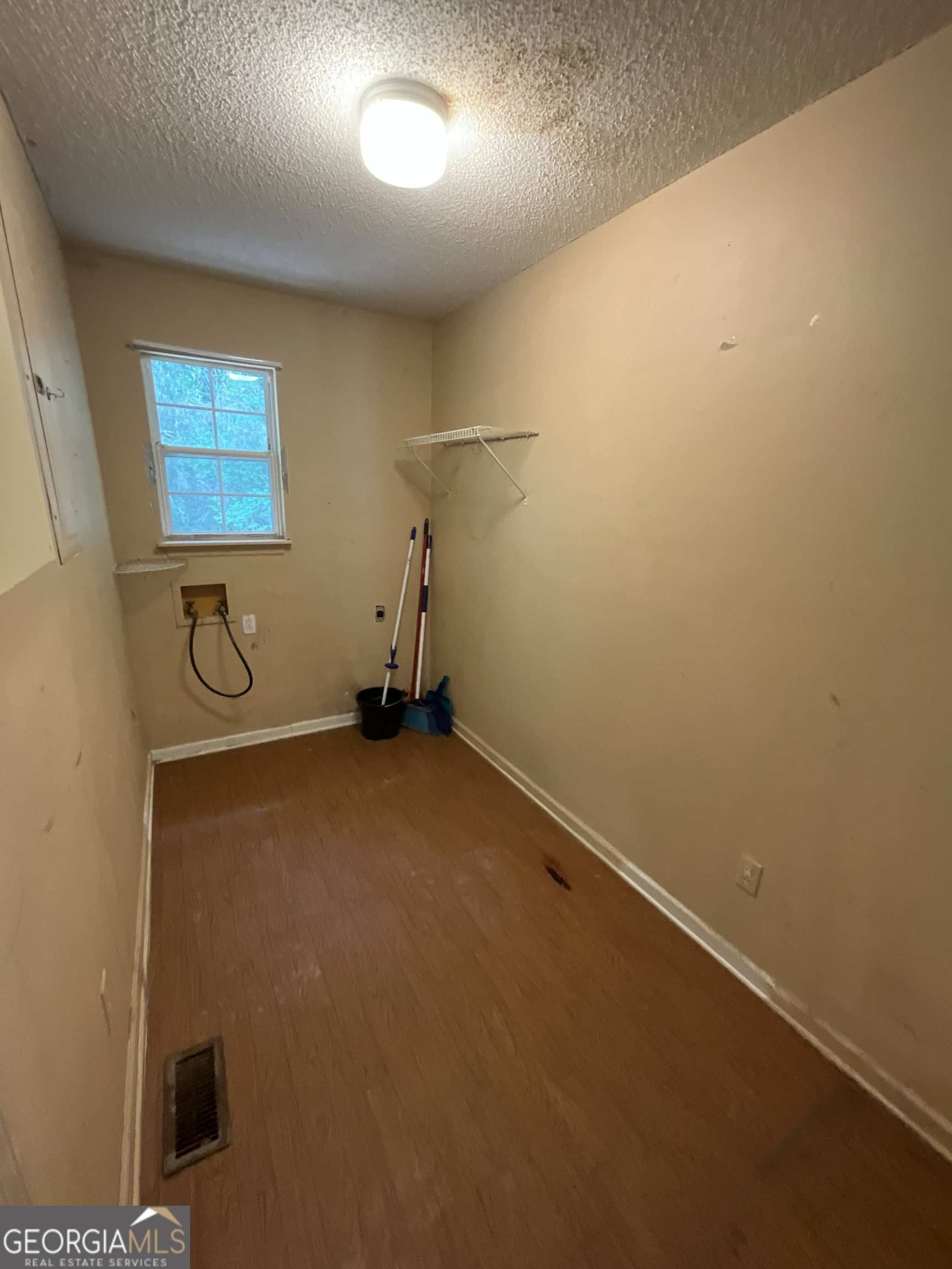 500 Sandy Point Road Property Photo 13