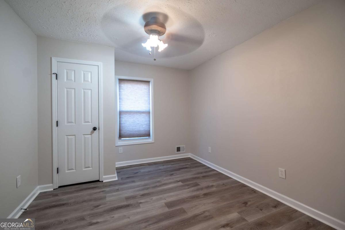 5027 Post Road Court Property Photo 19
