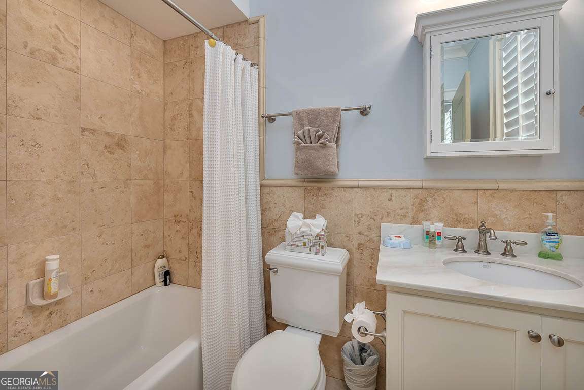 17 Sea Oats Lane Property Photo 13