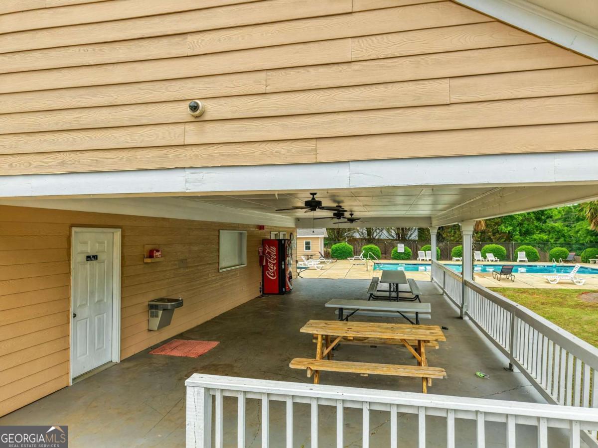 1140 Calls Creek Circle Property Photo 28