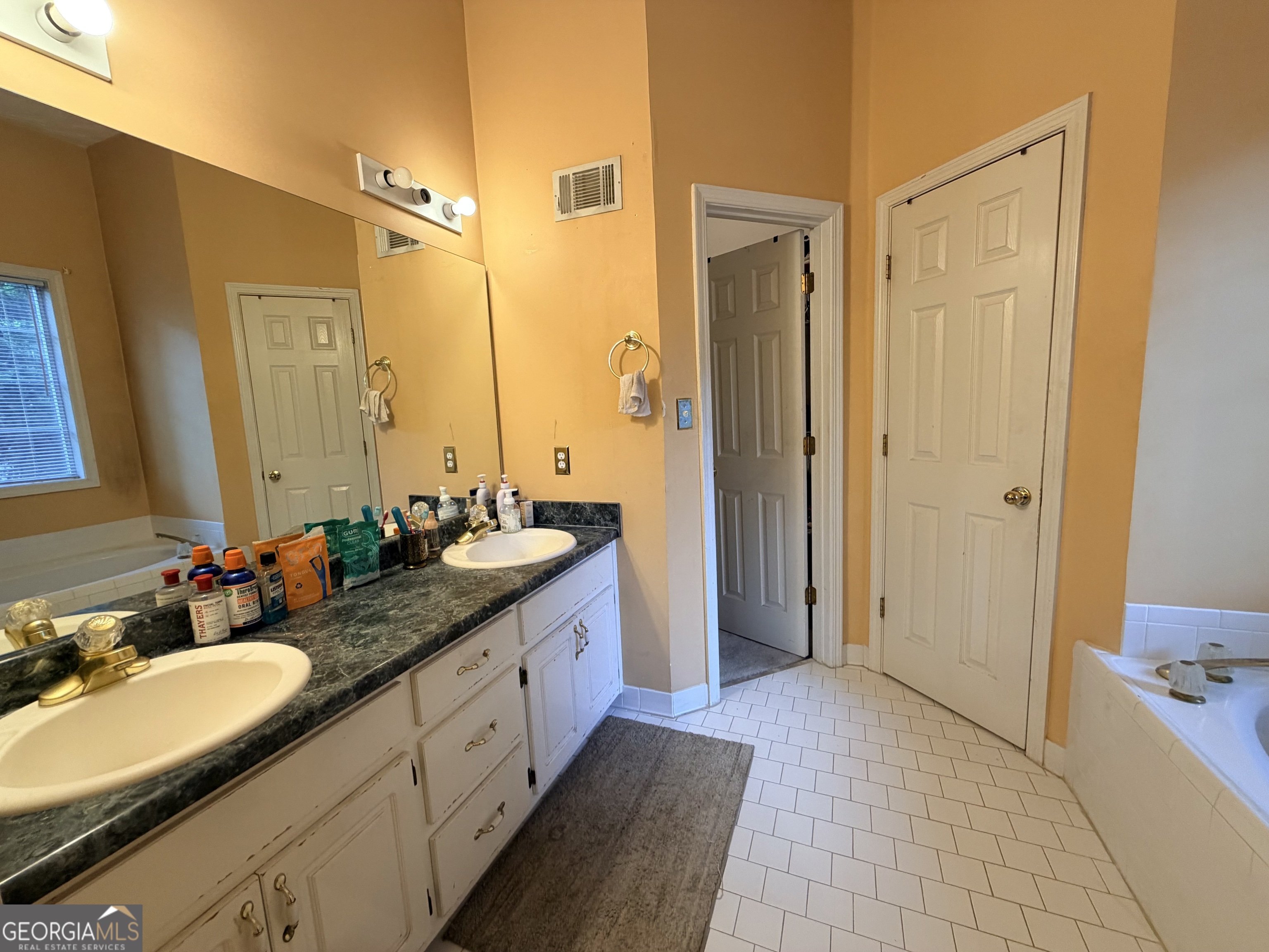 426 Pates Lake Court Property Photo 36