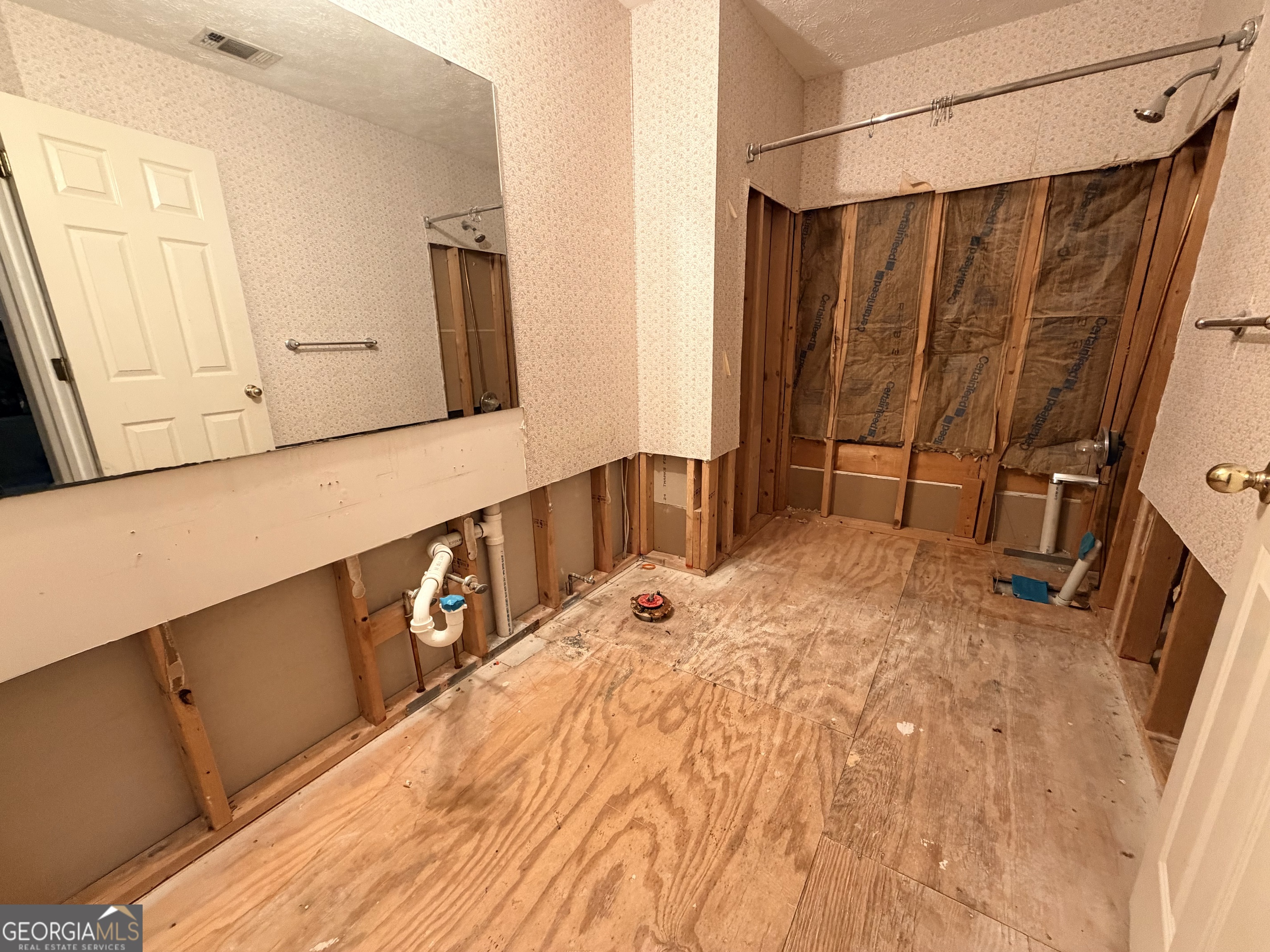 426 Pates Lake Court Property Photo 43