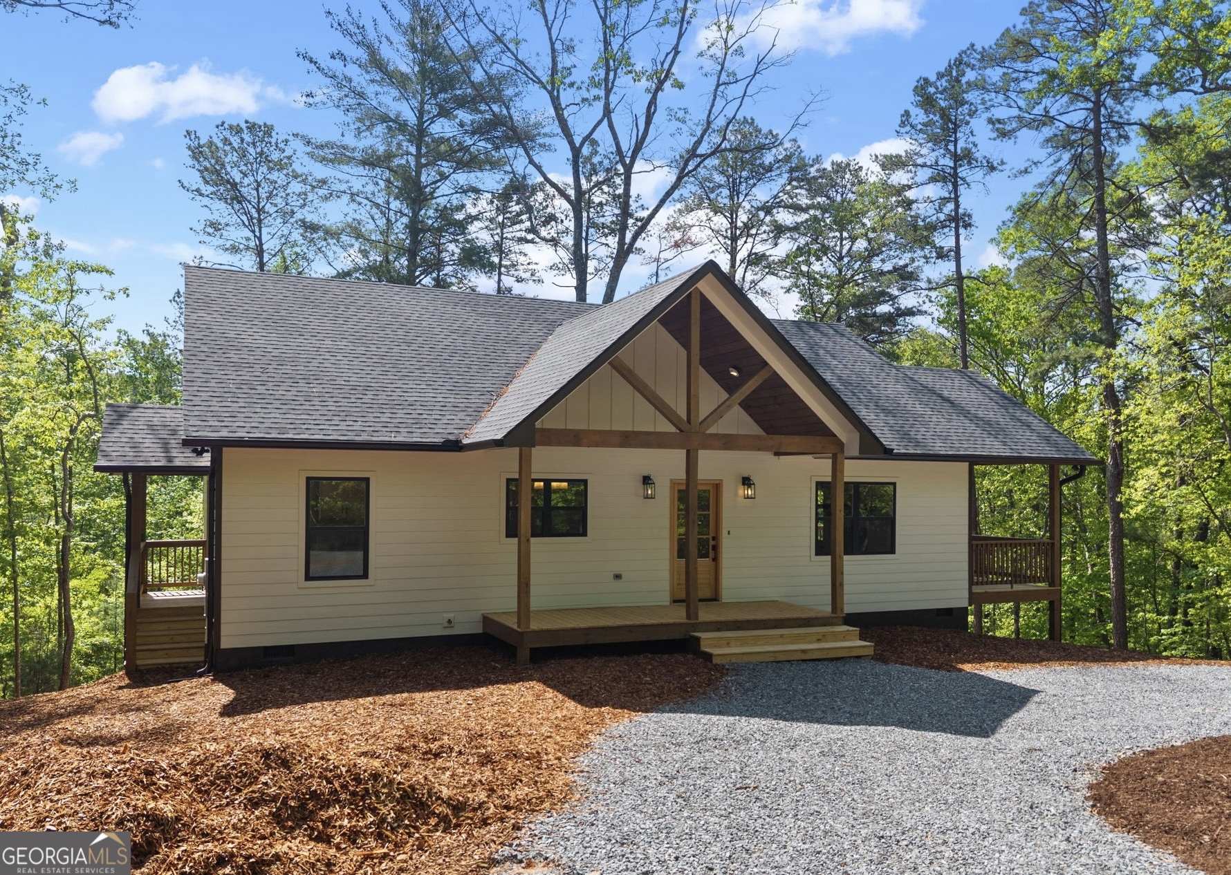 227 Haven Court Property Photo 1