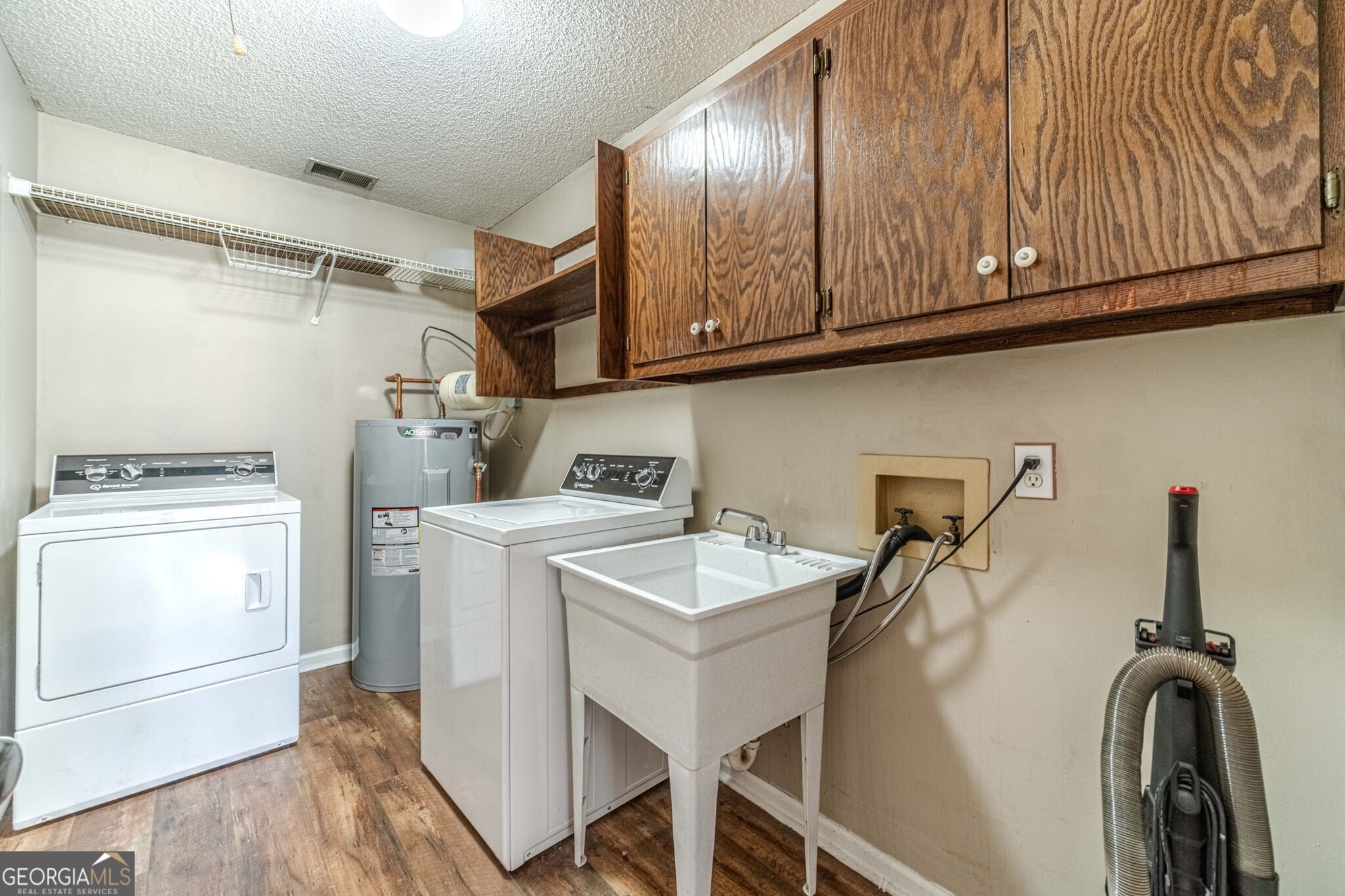 816 Mcdaniel Street Property Photo 39